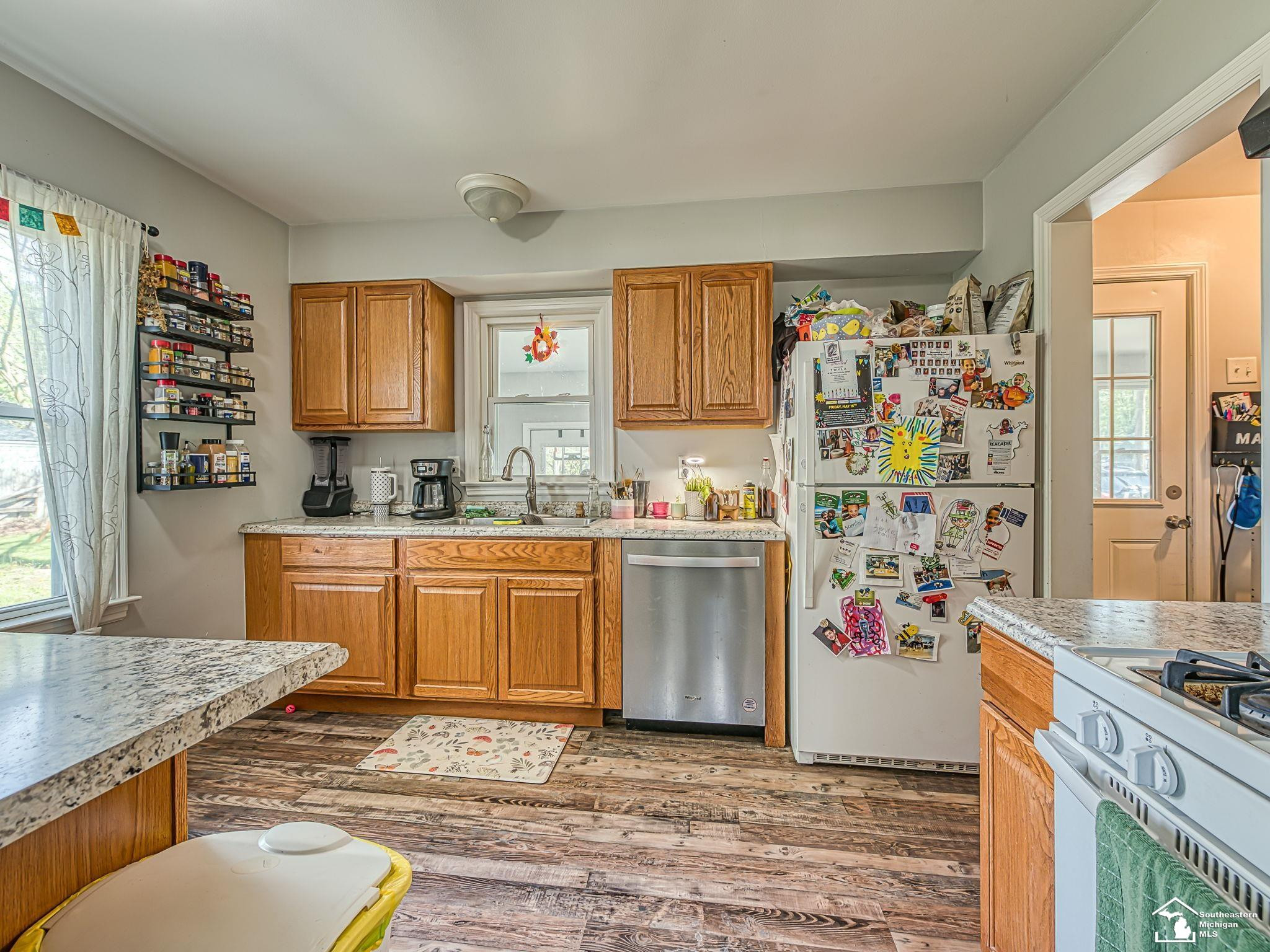 903 W Russell Road, Tecumseh, MI 49286 — Photo 4