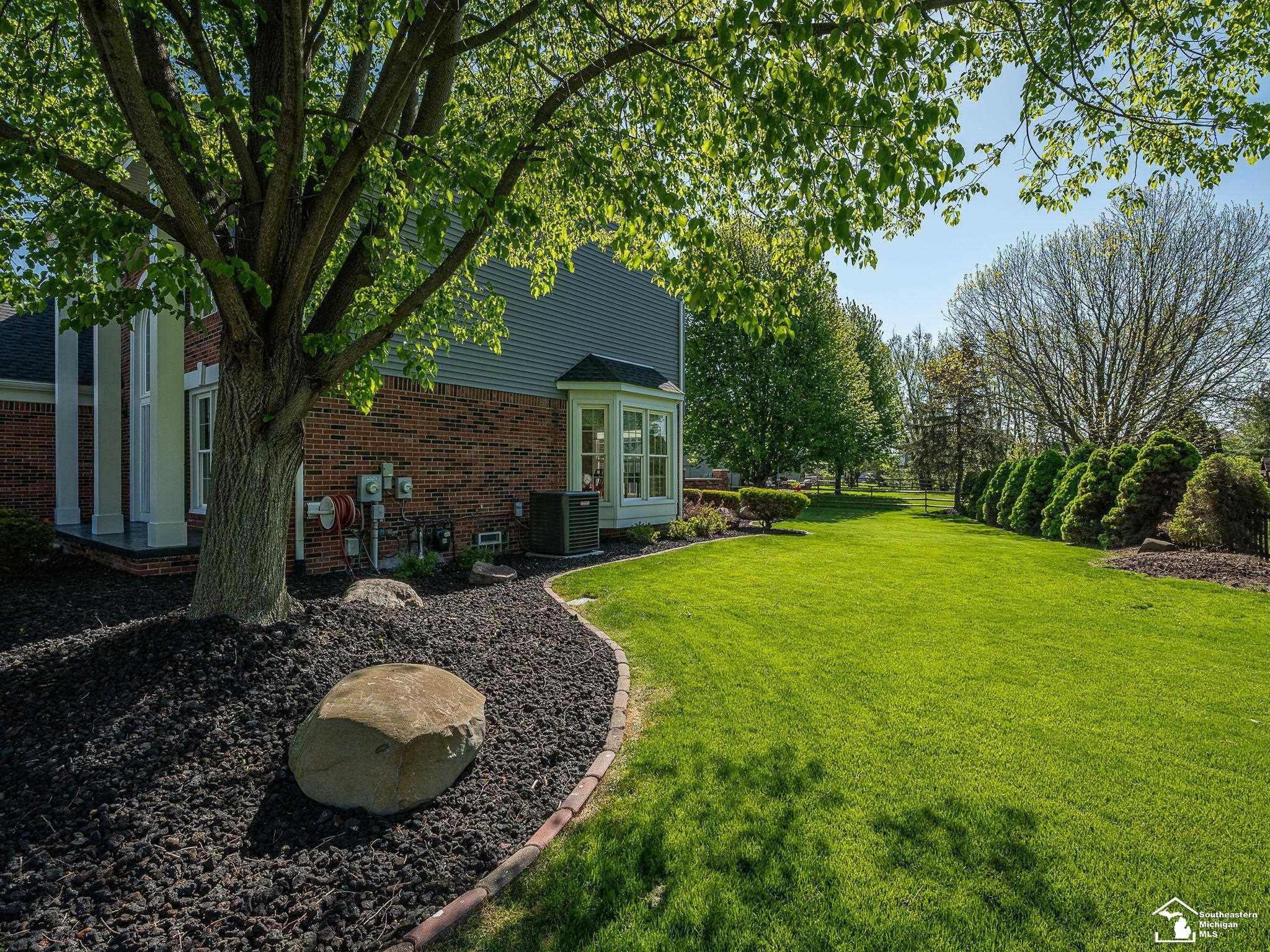 839 Kings Park Road, Monroe, MI 48161 — Photo 57