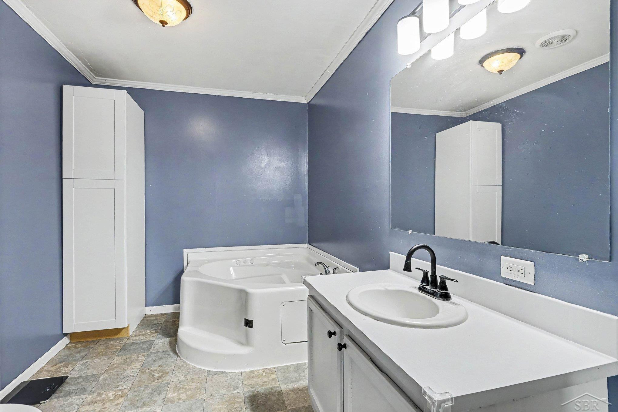 4405 N Merrill Road, Merrill, MI 48637 — Photo 14