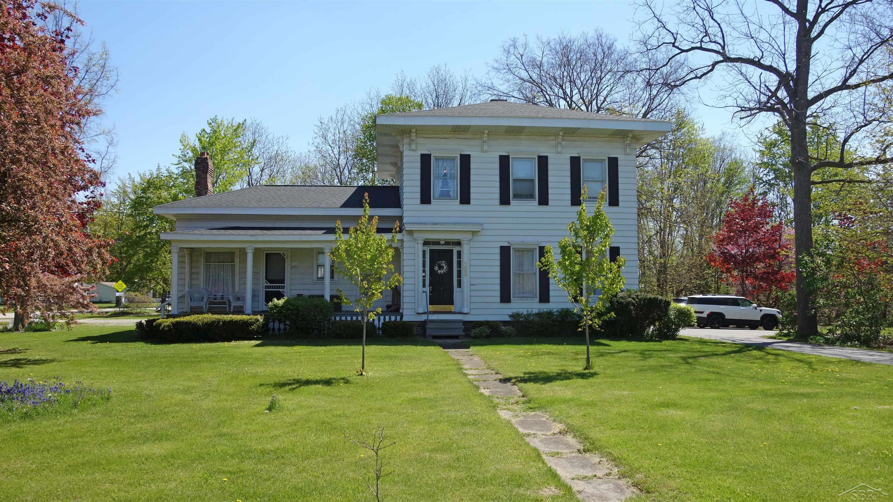 103 S Main Street, Chesaning, MI 48616 — front exterior