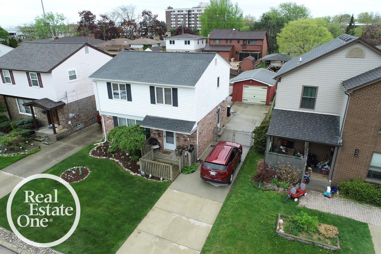22444 Lange Street, Saint Clair Shores, MI 48080 — Photo 3