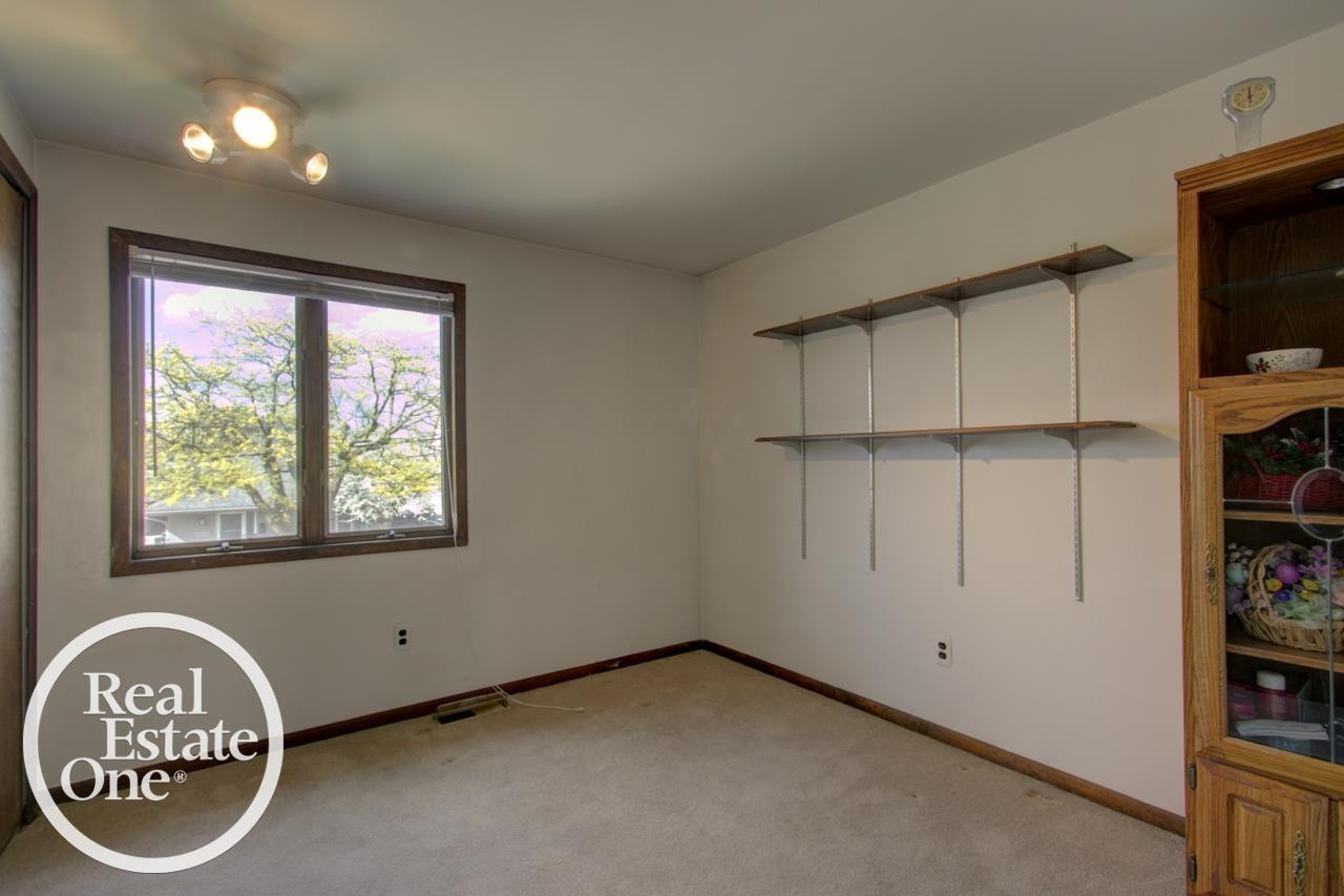 22444 Lange Street, Saint Clair Shores, MI 48080 — Photo 18