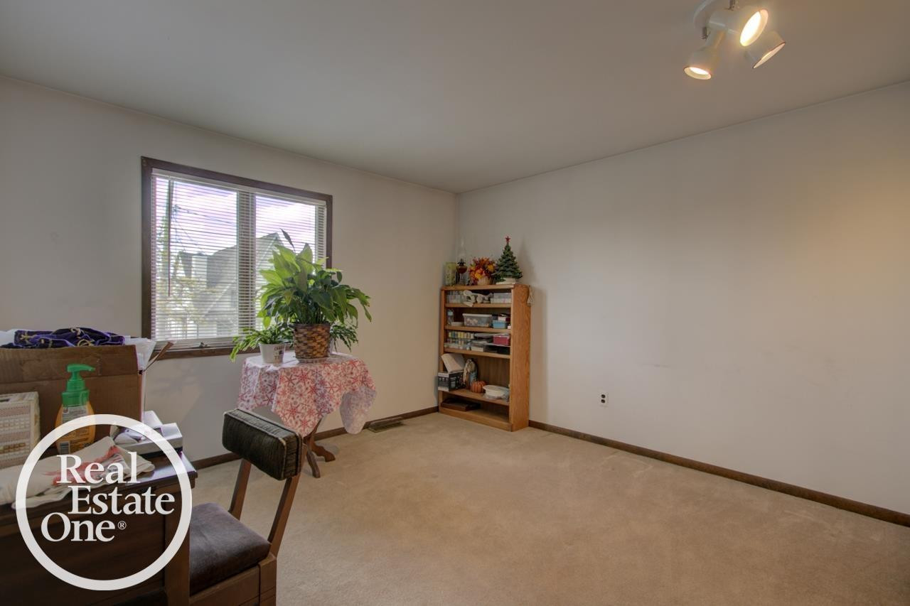 22444 Lange Street, Saint Clair Shores, MI 48080 — Photo 20