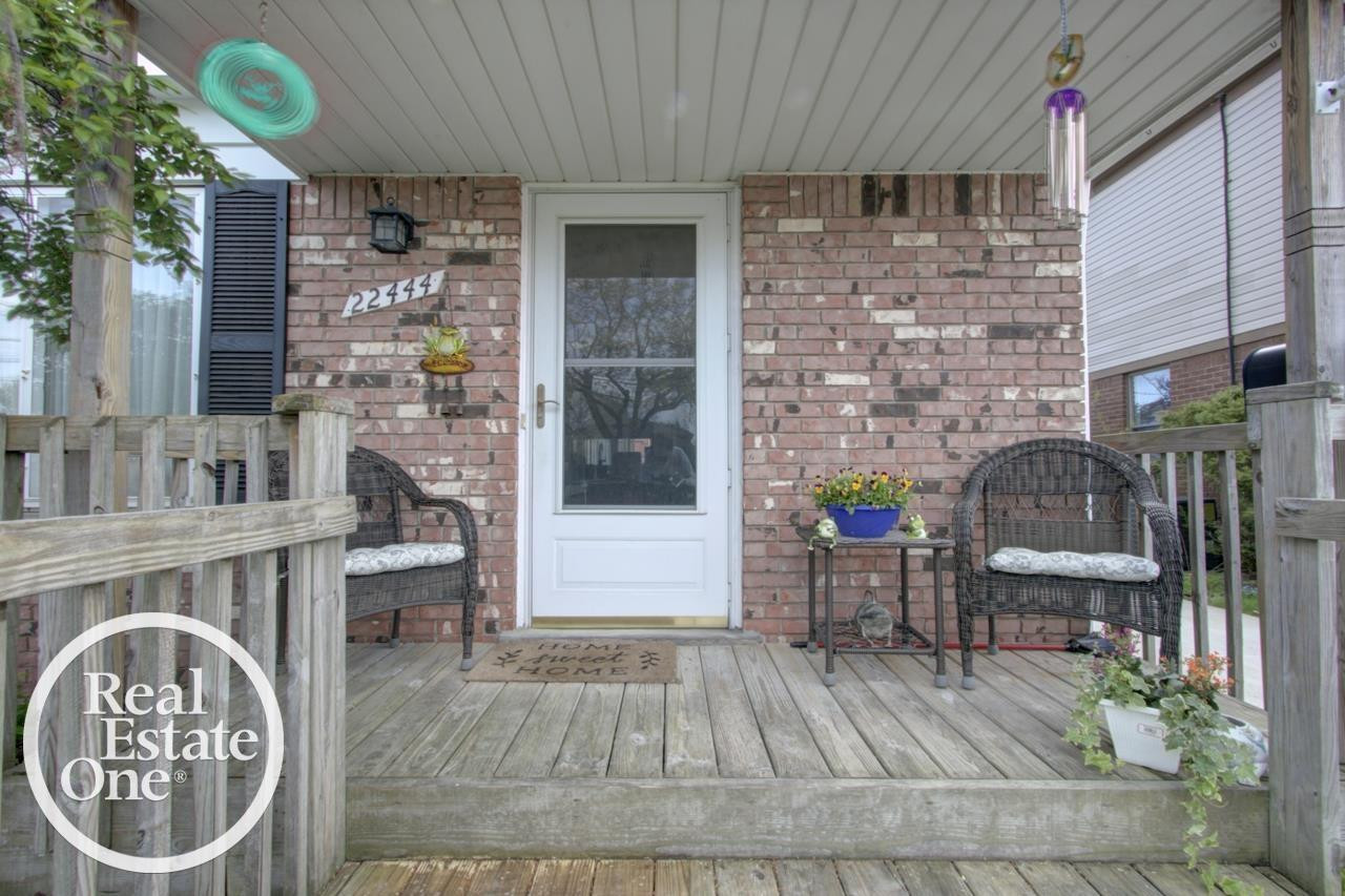22444 Lange Street, Saint Clair Shores, MI 48080 — Photo 32