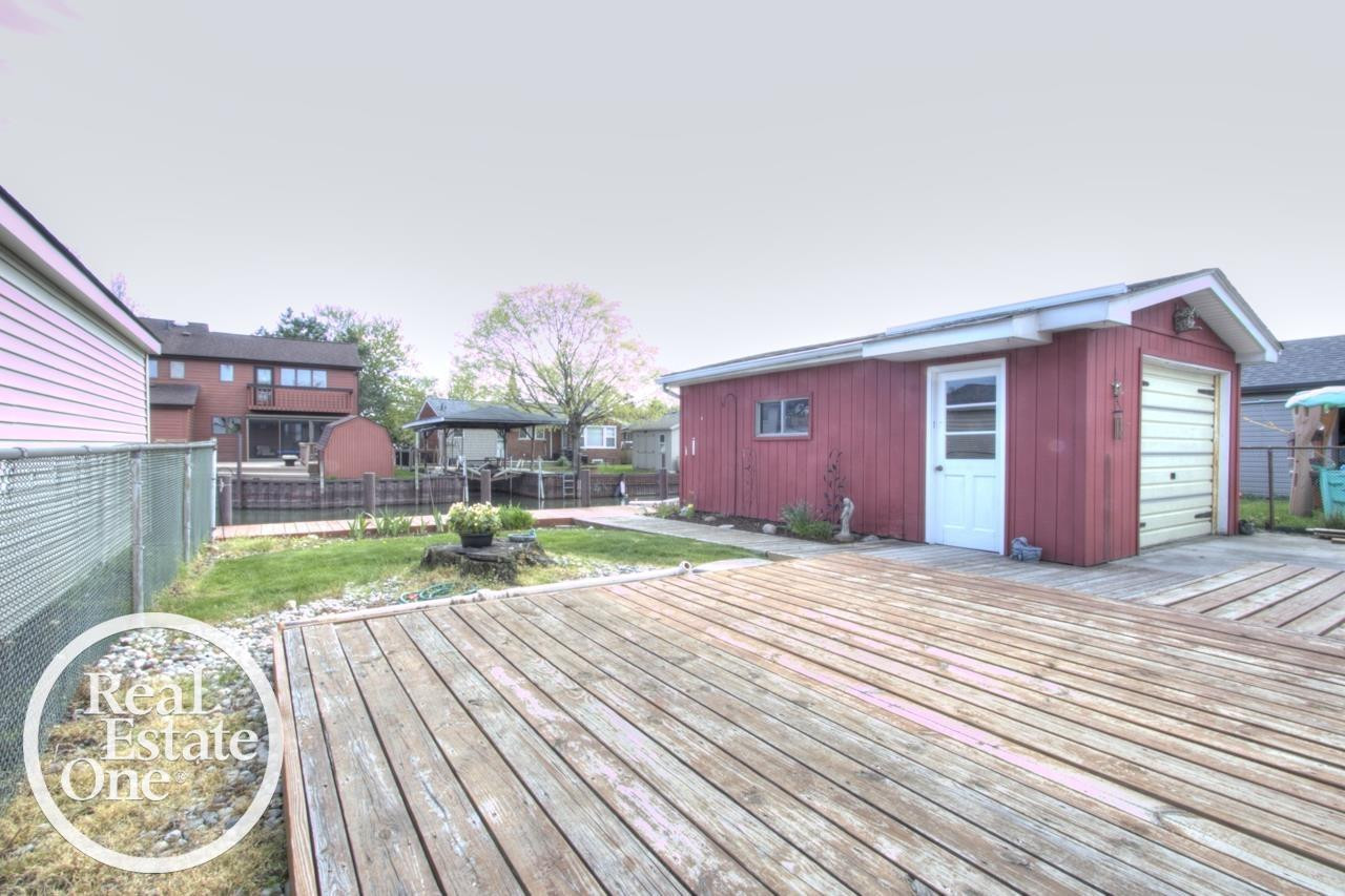 22444 Lange Street, Saint Clair Shores, MI 48080 — Photo 33