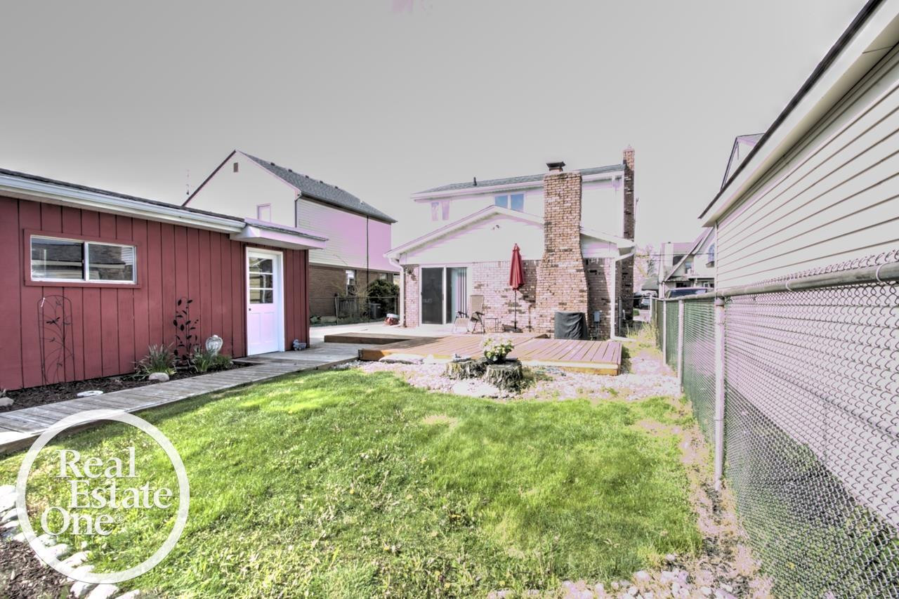 22444 Lange Street, Saint Clair Shores, MI 48080 — Photo 36