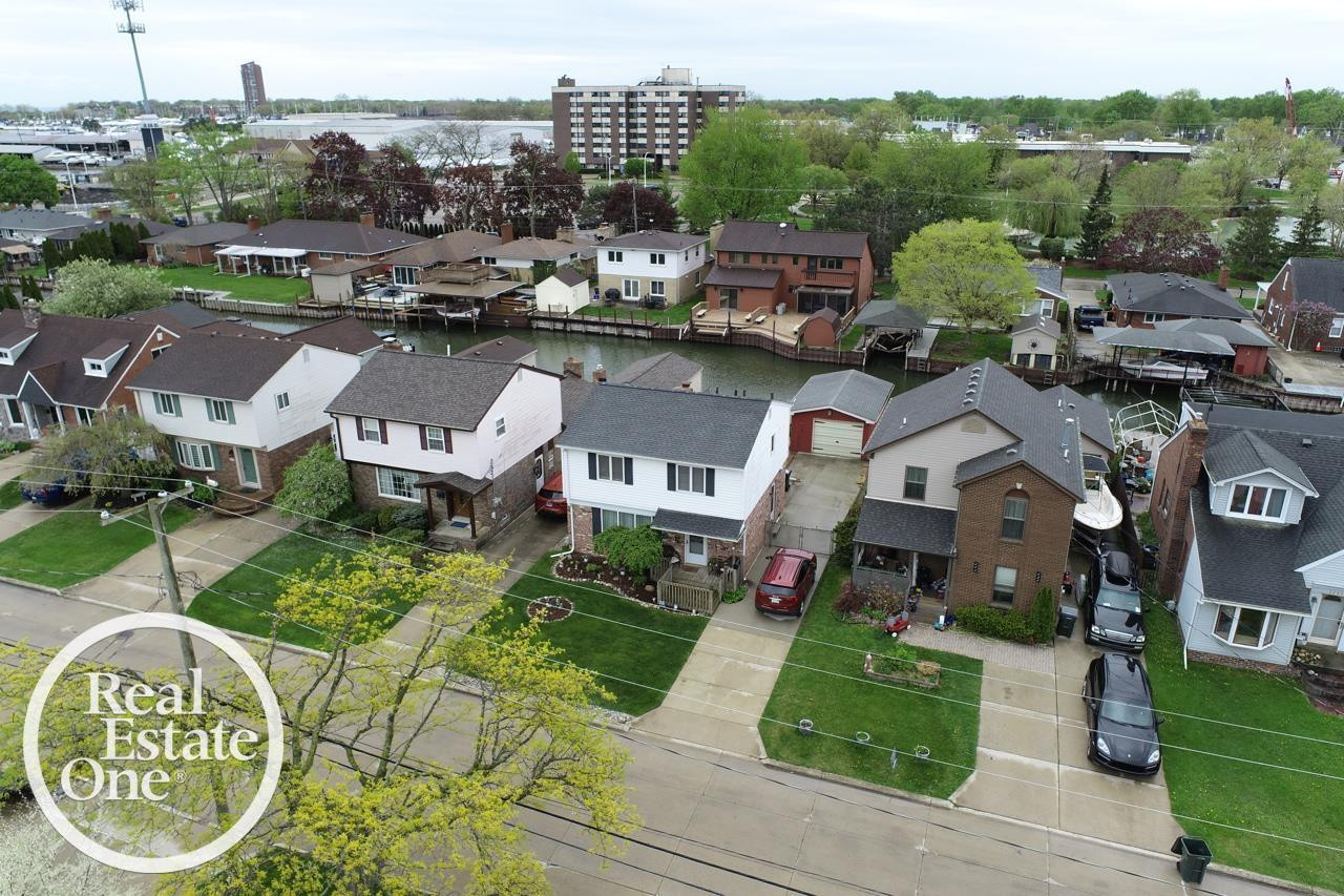 22444 Lange Street, Saint Clair Shores, MI 48080 — Photo 37