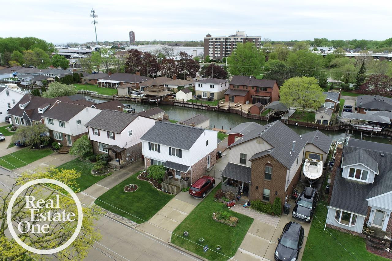 22444 Lange Street, Saint Clair Shores, MI 48080 — Photo 38