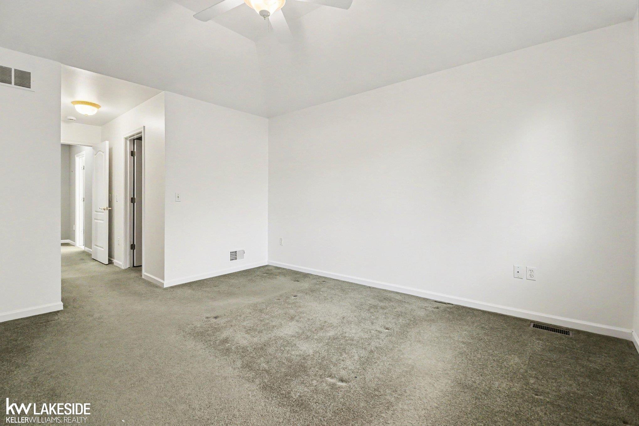 33832 Michigamme Drive, New Baltimore, MI 48047 — Photo 17