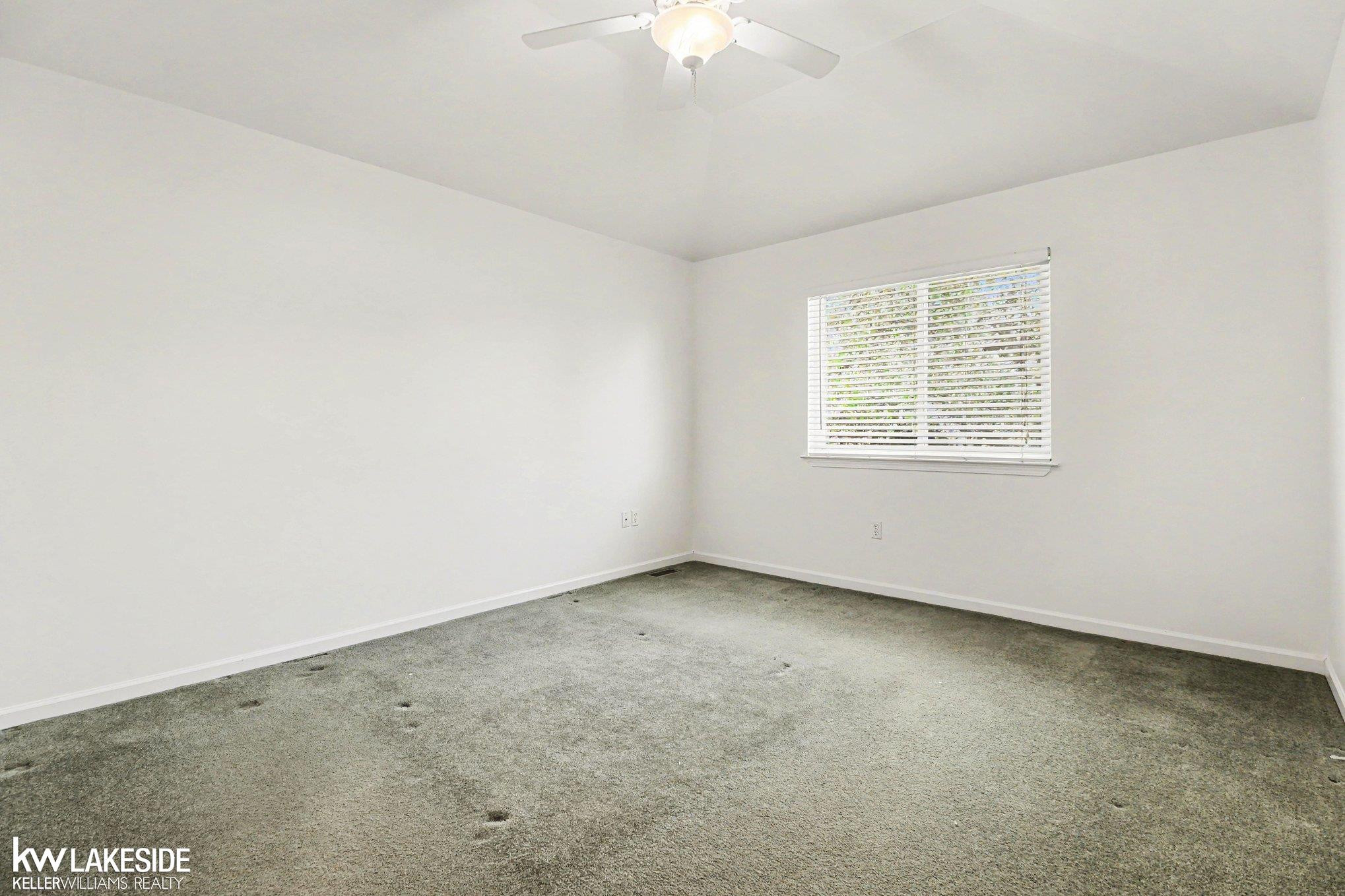 33832 Michigamme Drive, New Baltimore, MI 48047 — Photo 18