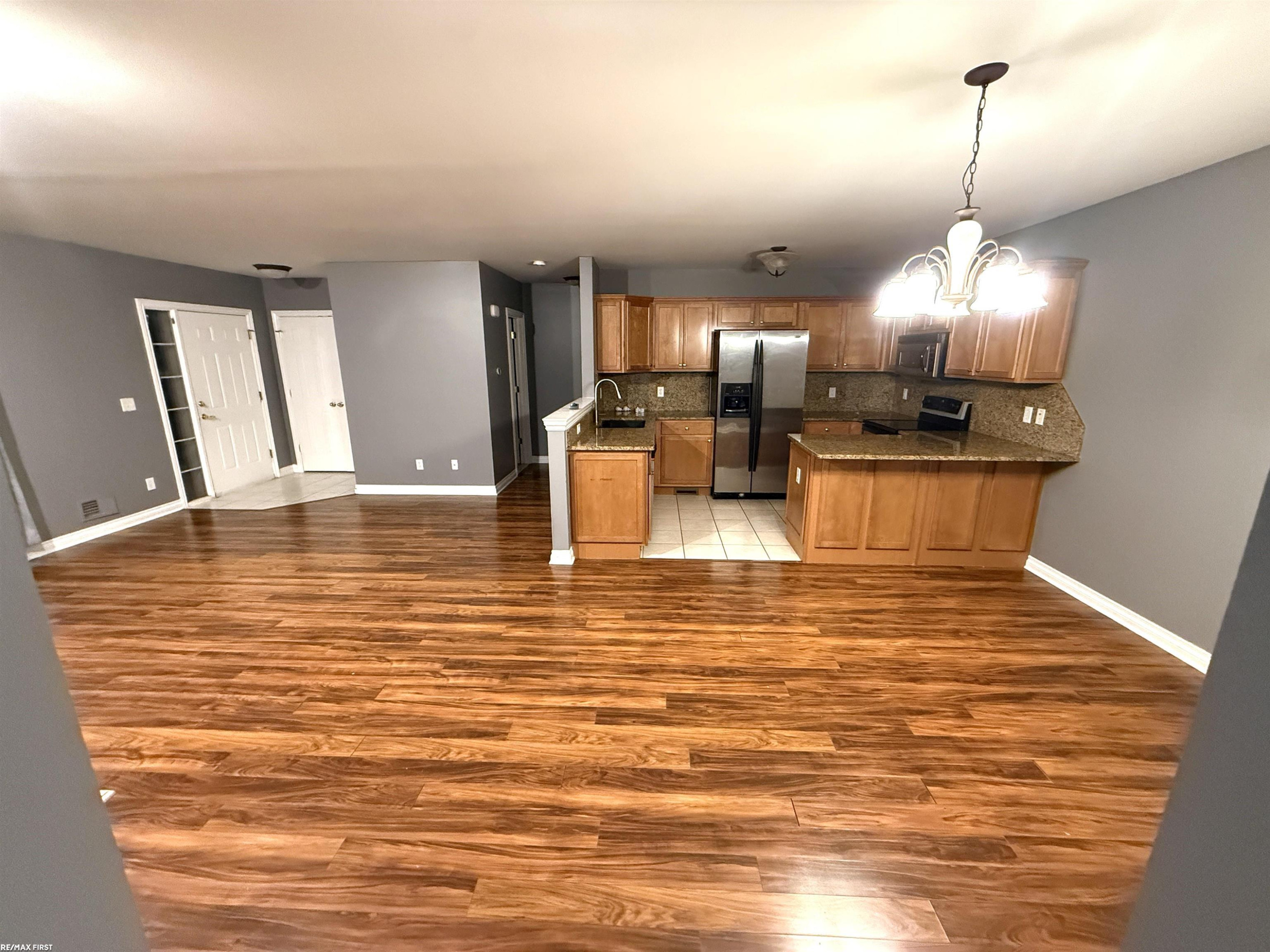 5647 Hampshire Lane, Ypsilanti, MI 48197 — Photo 3