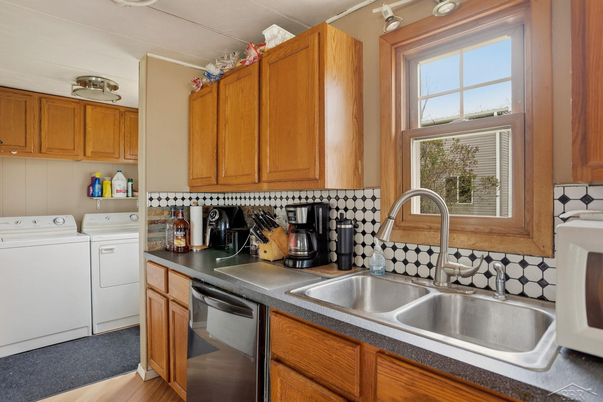200 Sunrise, Bay City, MI 48706 — Photo 15