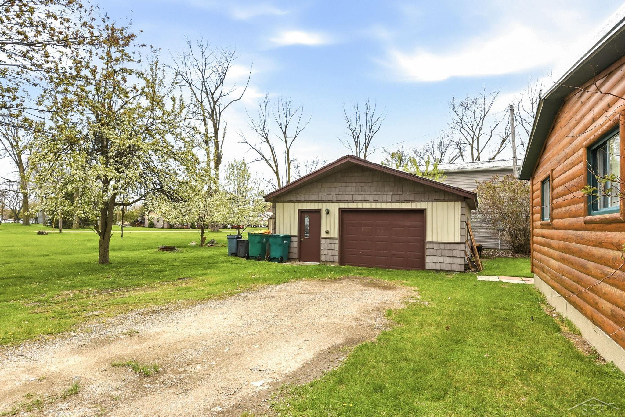 200 Sunrise, Bay City, MI 48706 — Photo 26