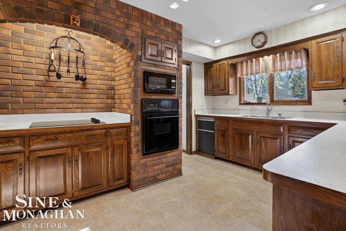 6197 Urban Drive, MI — Photo 12