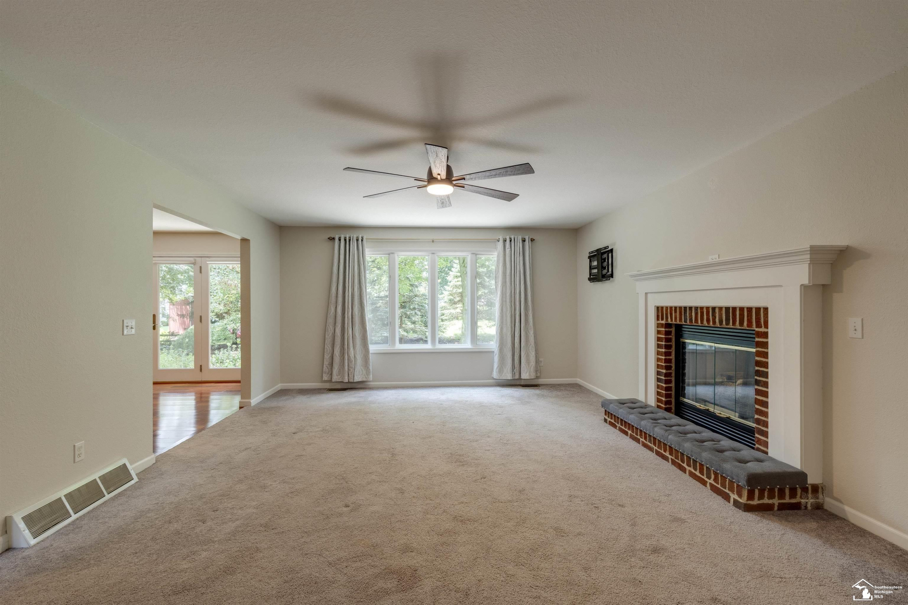 6773 Lockmill Road, Temperance, MI 48182 — Photo 2