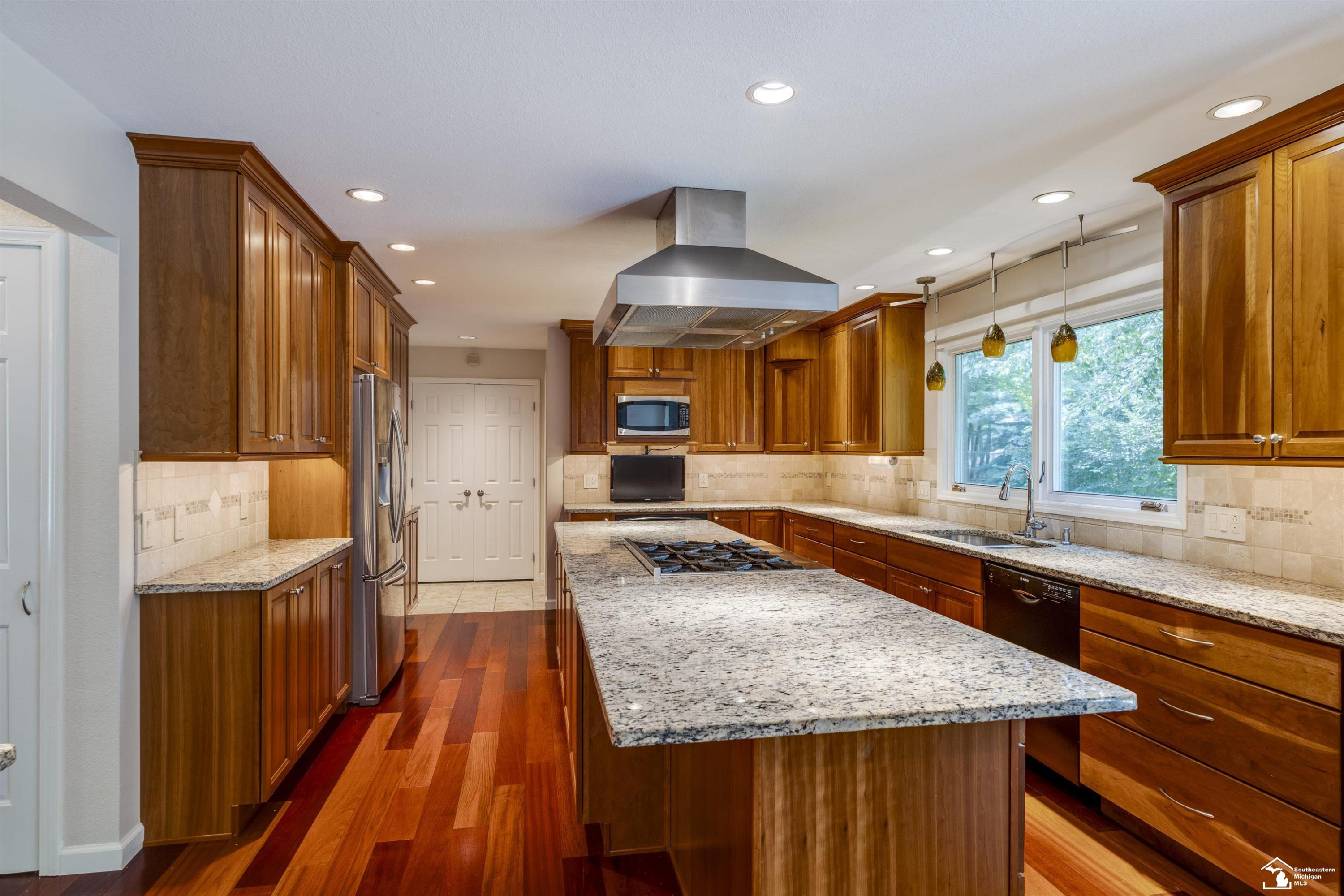 6773 Lockmill Road, Temperance, MI 48182 — Photo 9