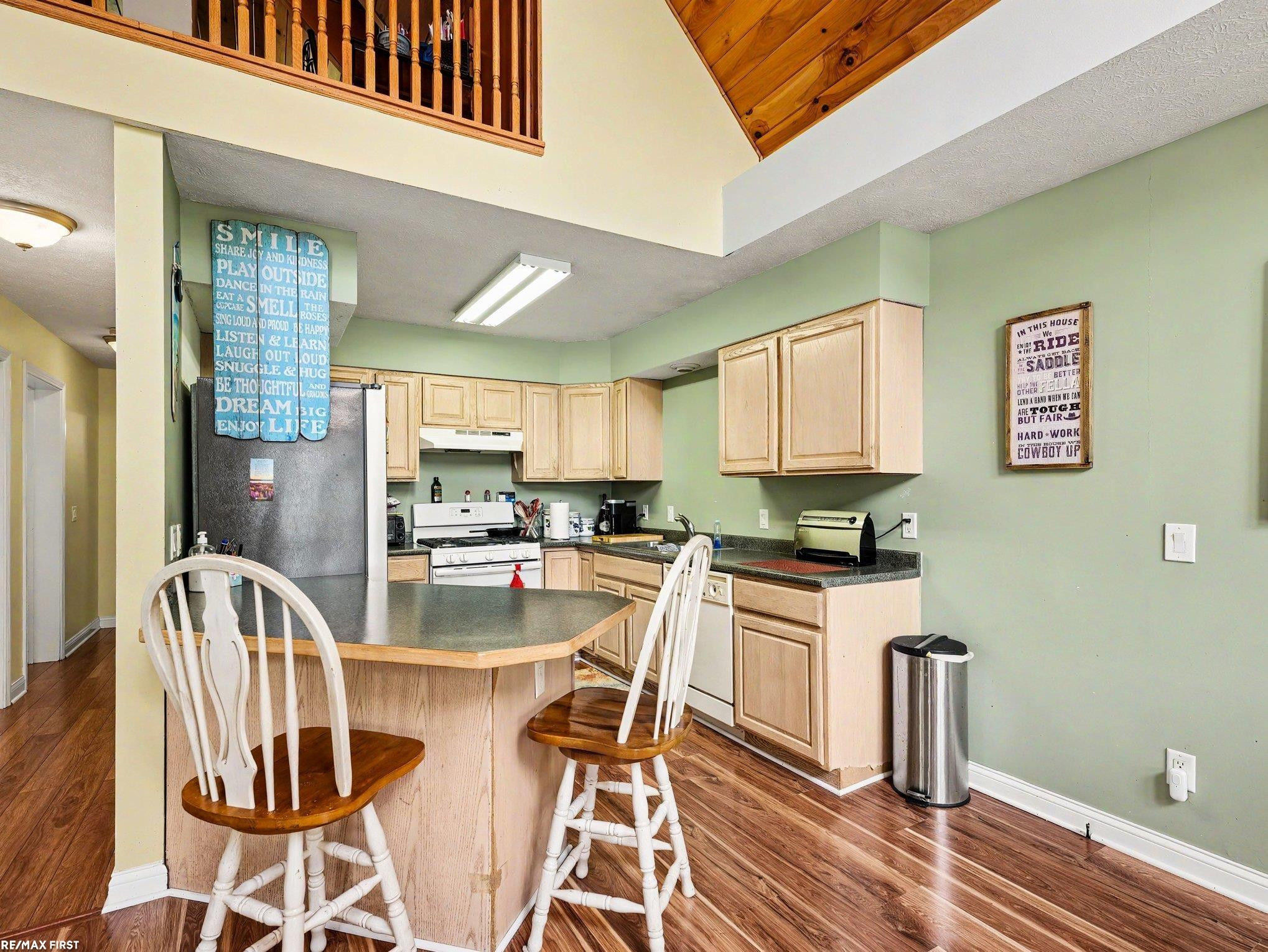 221 Frasier Boulevard, MI 48028 — Photo 15