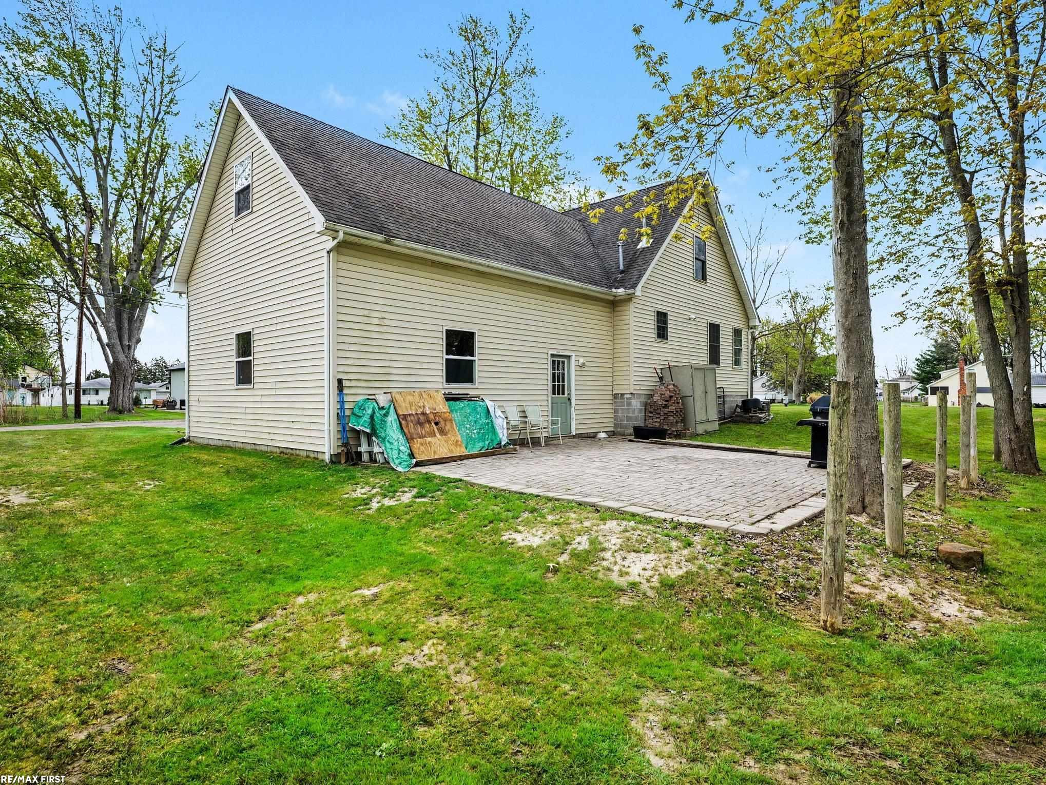 221 Frasier Boulevard, MI 48028 — Photo 27