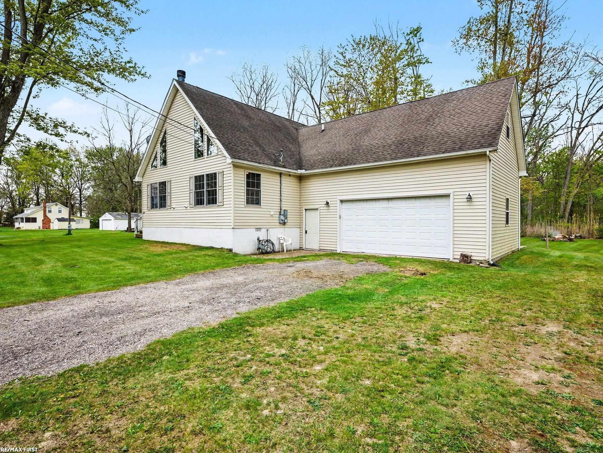 221 Frasier Boulevard, MI 48028 — Photo 28