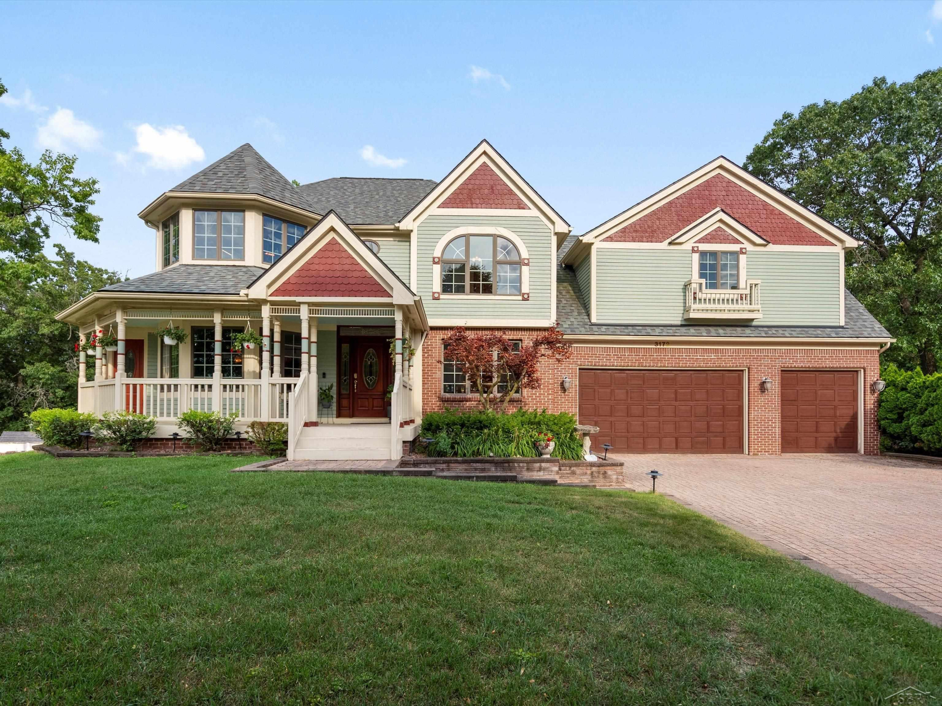 3172 Pine Tree Court, Waterford, MI 48329