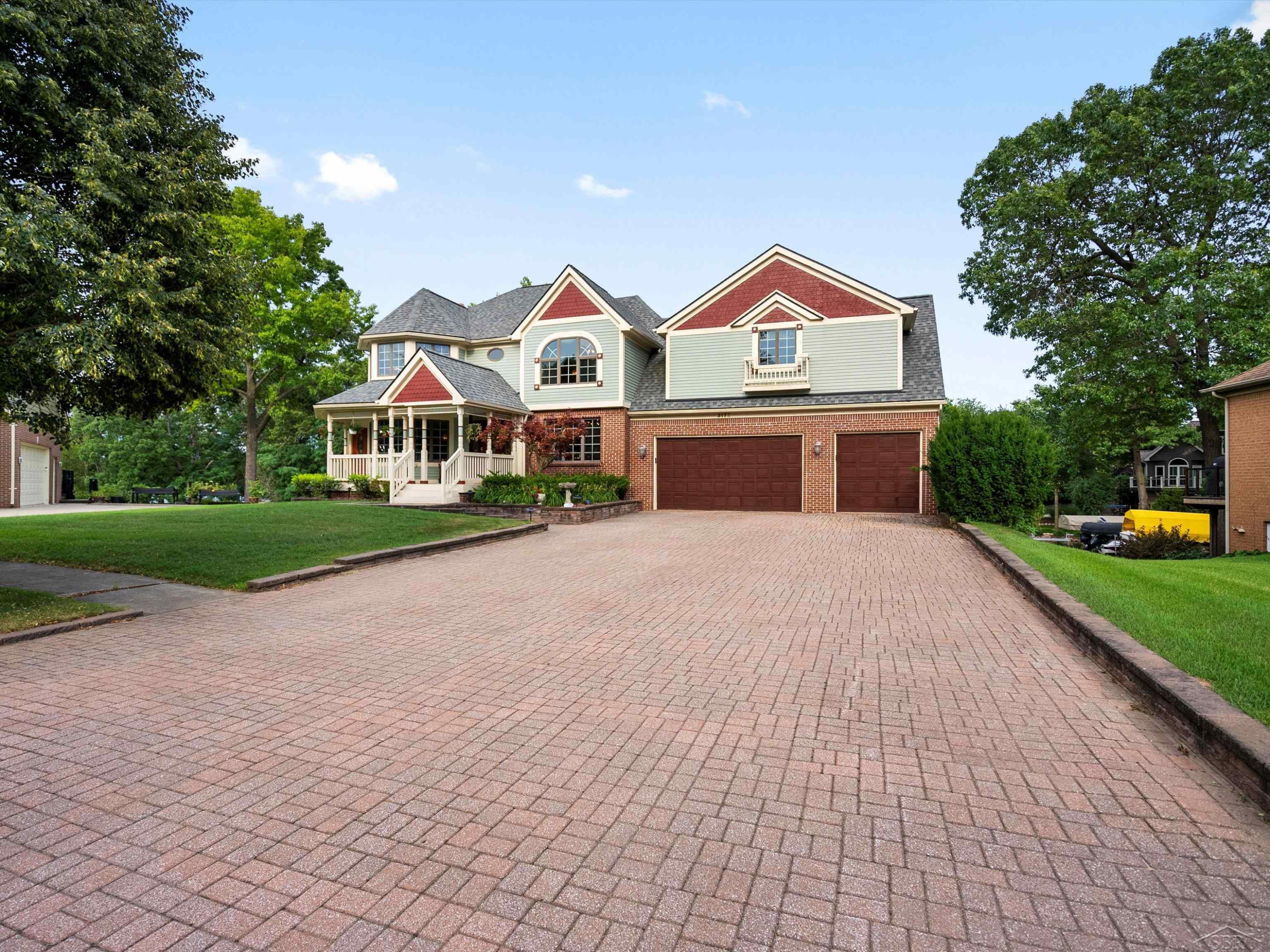3172 Pine Tree Court, Waterford, MI 48329 — Photo 2