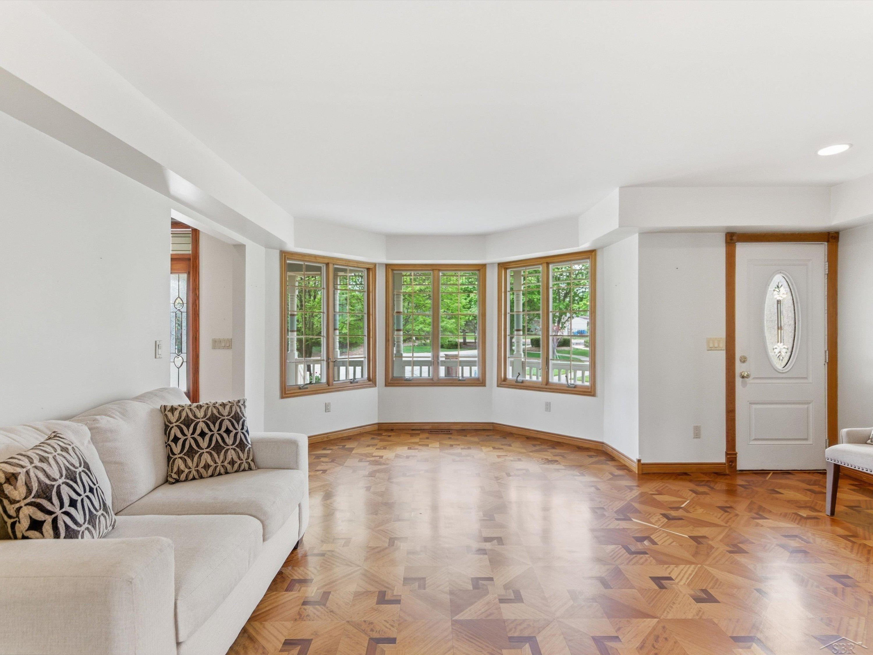3172 Pine Tree Court, Waterford, MI 48329 — Photo 9
