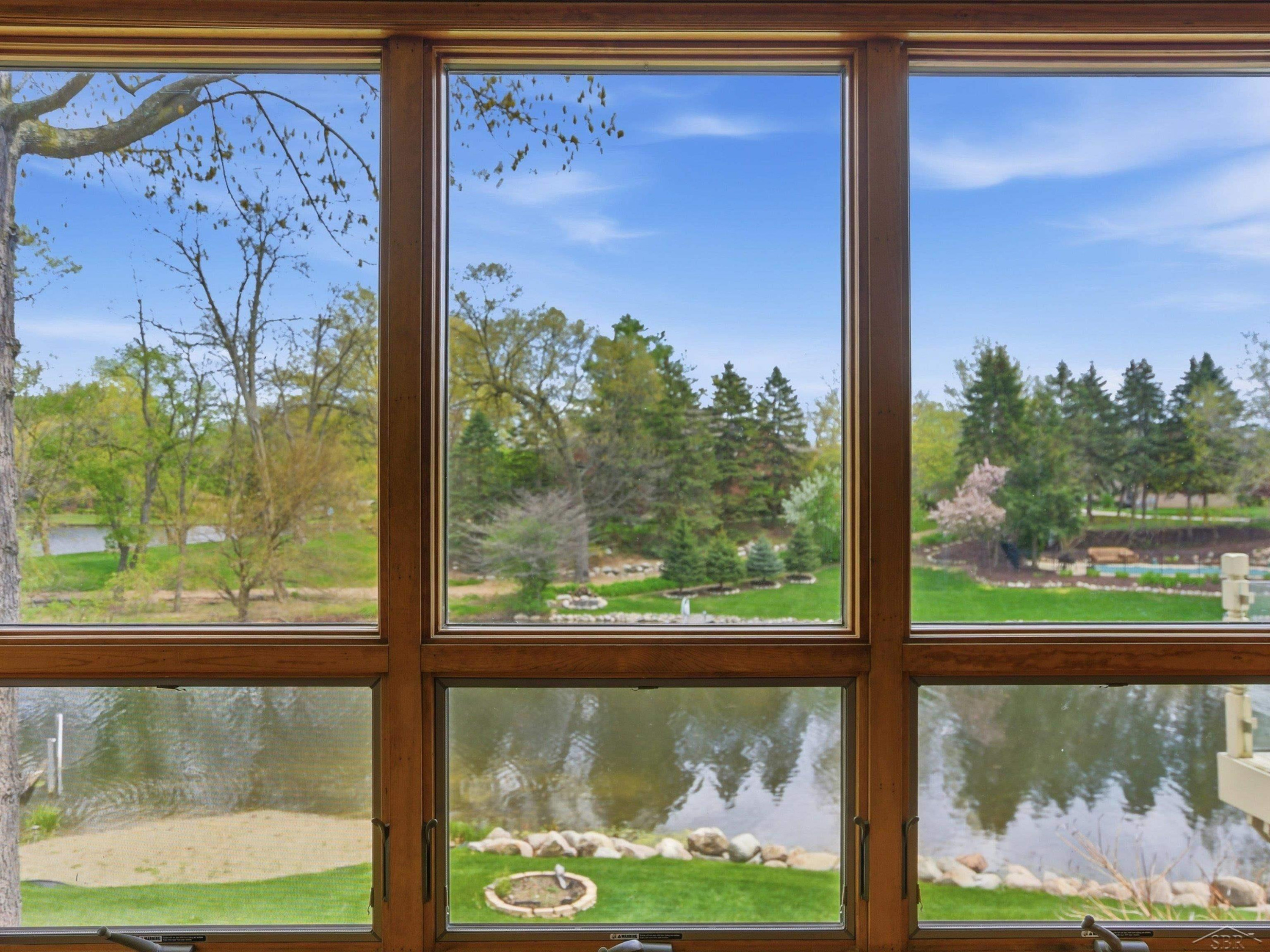 3172 Pine Tree Court, Waterford, MI 48329 — Photo 16