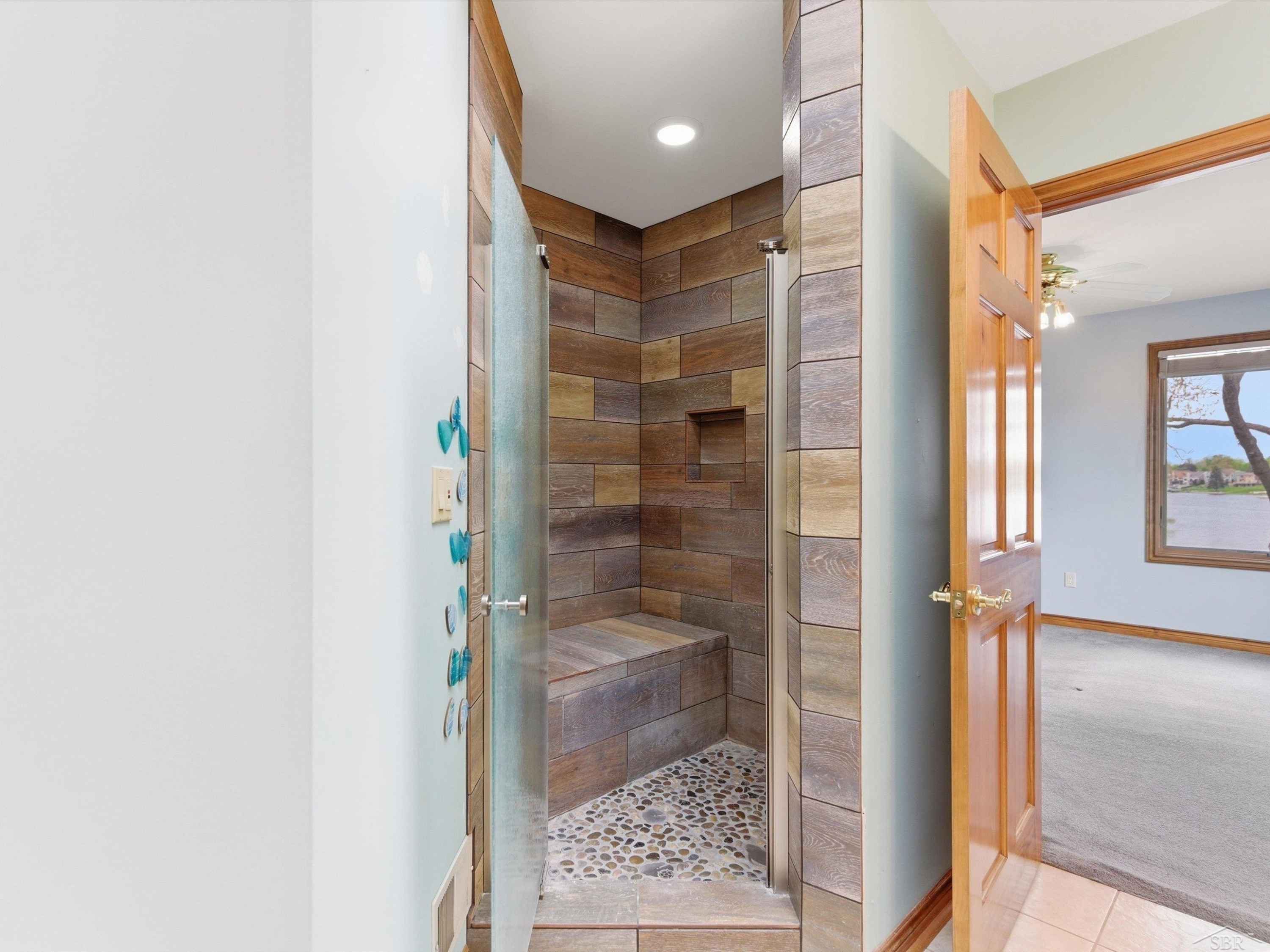 3172 Pine Tree Court, Waterford, MI 48329 — Photo 40