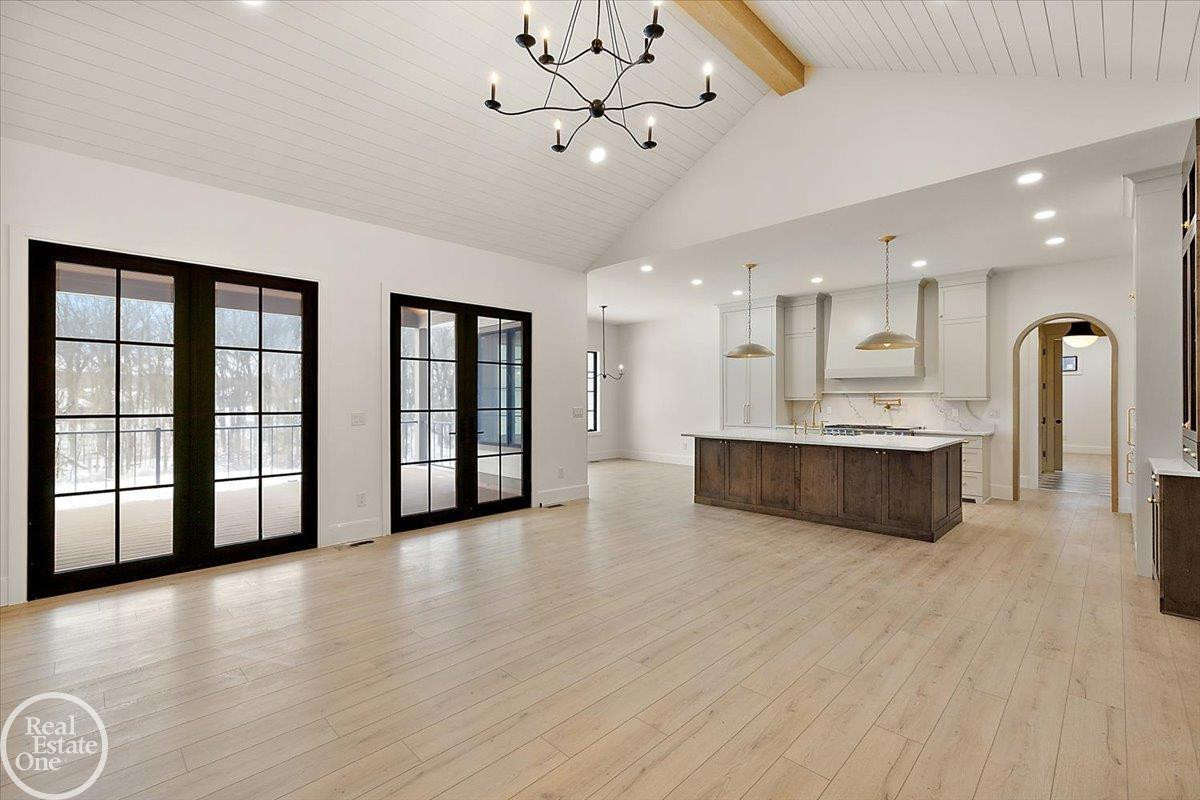 11182 Karen D Drive, Unit #14, MI 48065 — Photo 18