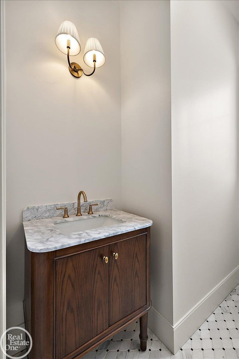 11182 Karen D Drive, Unit #14, MI 48065 — Photo 56