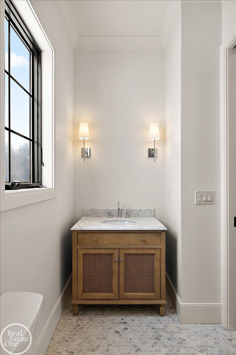 11182 Karen D Drive, Unit #14, MI 48065 — Photo 58
