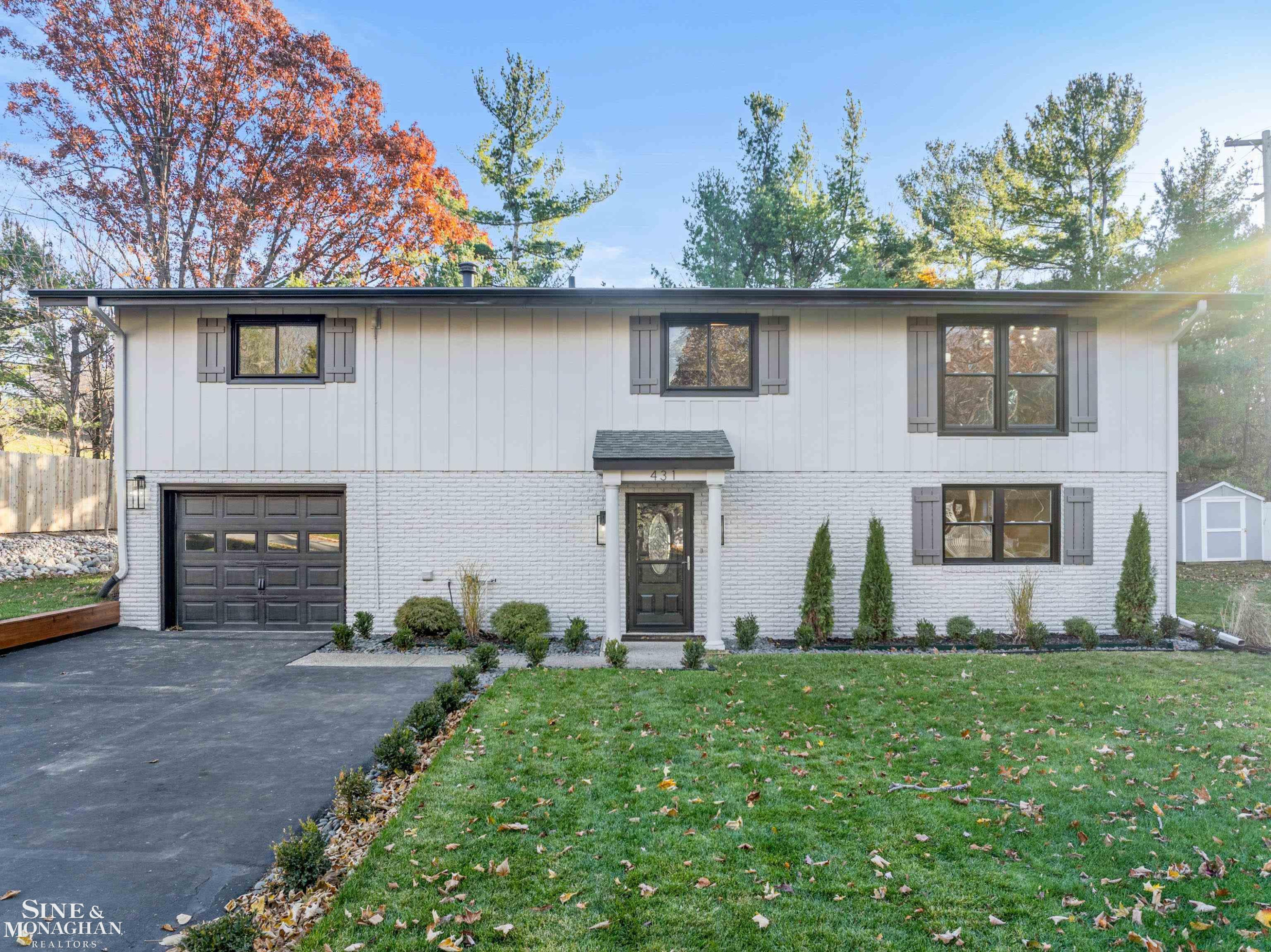 431 Fairlane Drive, Traverse City, MI 49684 — Photo 4