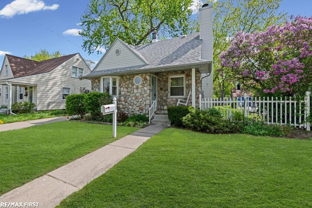 1864 Bacon Avenue, Berkley, MI 48072 — front exterior