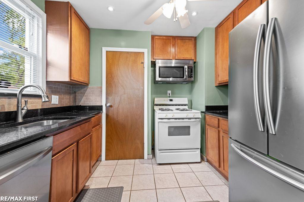 1864 Bacon Avenue, Berkley, MI 48072 — Photo 3