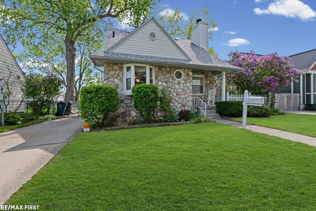 1864 Bacon Avenue, Berkley, MI 48072 — Photo 21