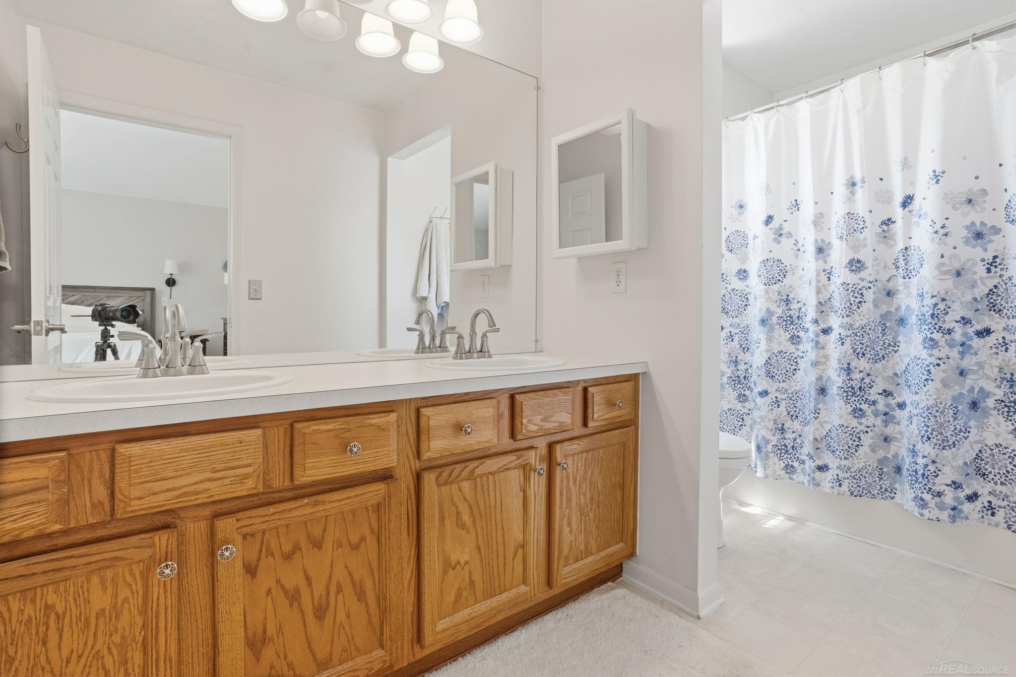 56807 Winding Creek Drive, Macomb, MI 48042 — Photo 11