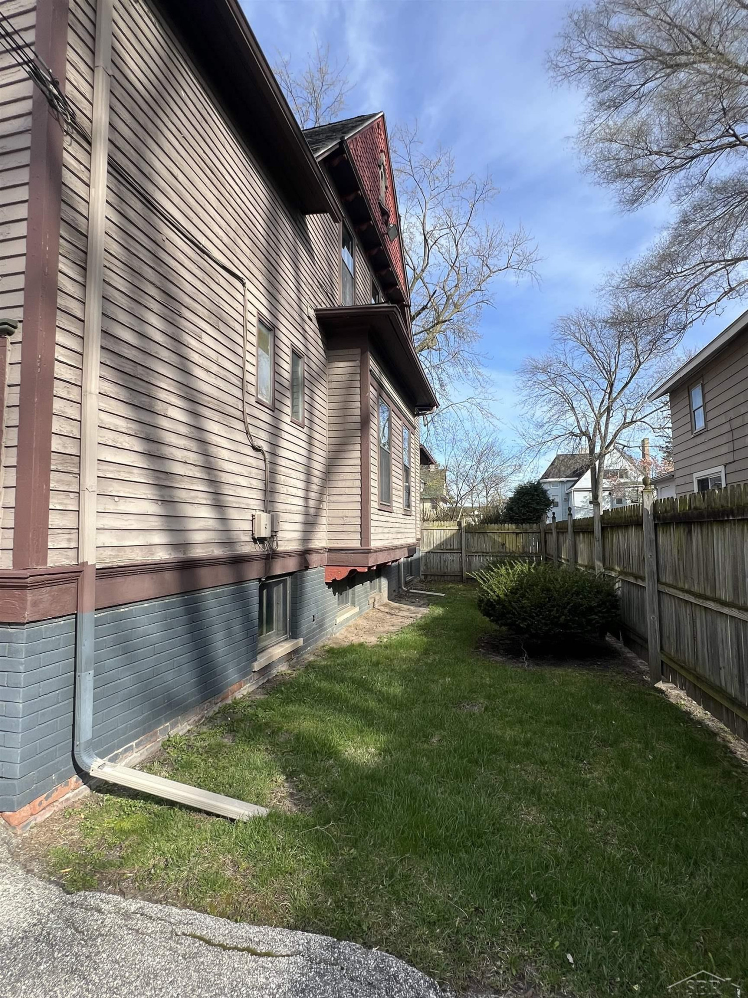 909 S Michigan Avenue, Saginaw, MI 48602 — Photo 34