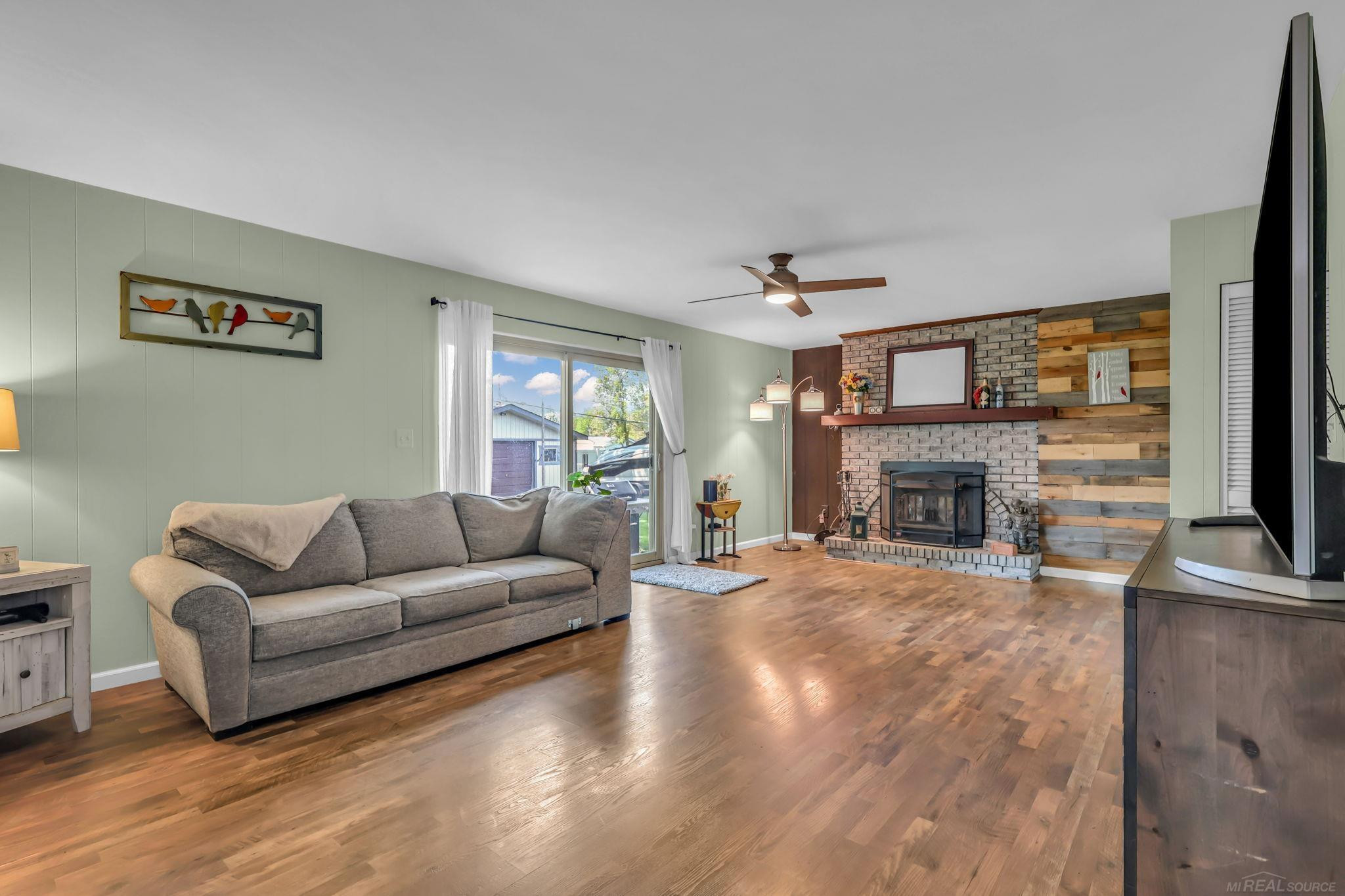 24960 Trombley Street, MI — Photo 15
