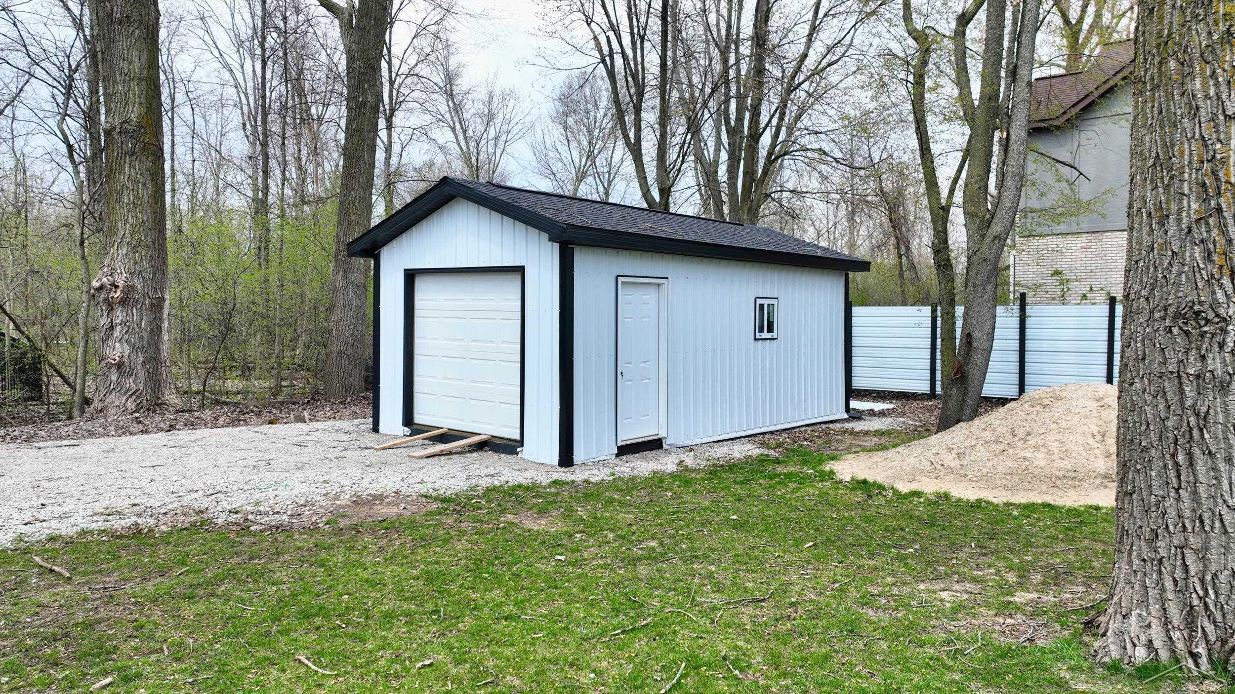 1266 Freeland Road, Bay City, MI 48706 — Photo 13