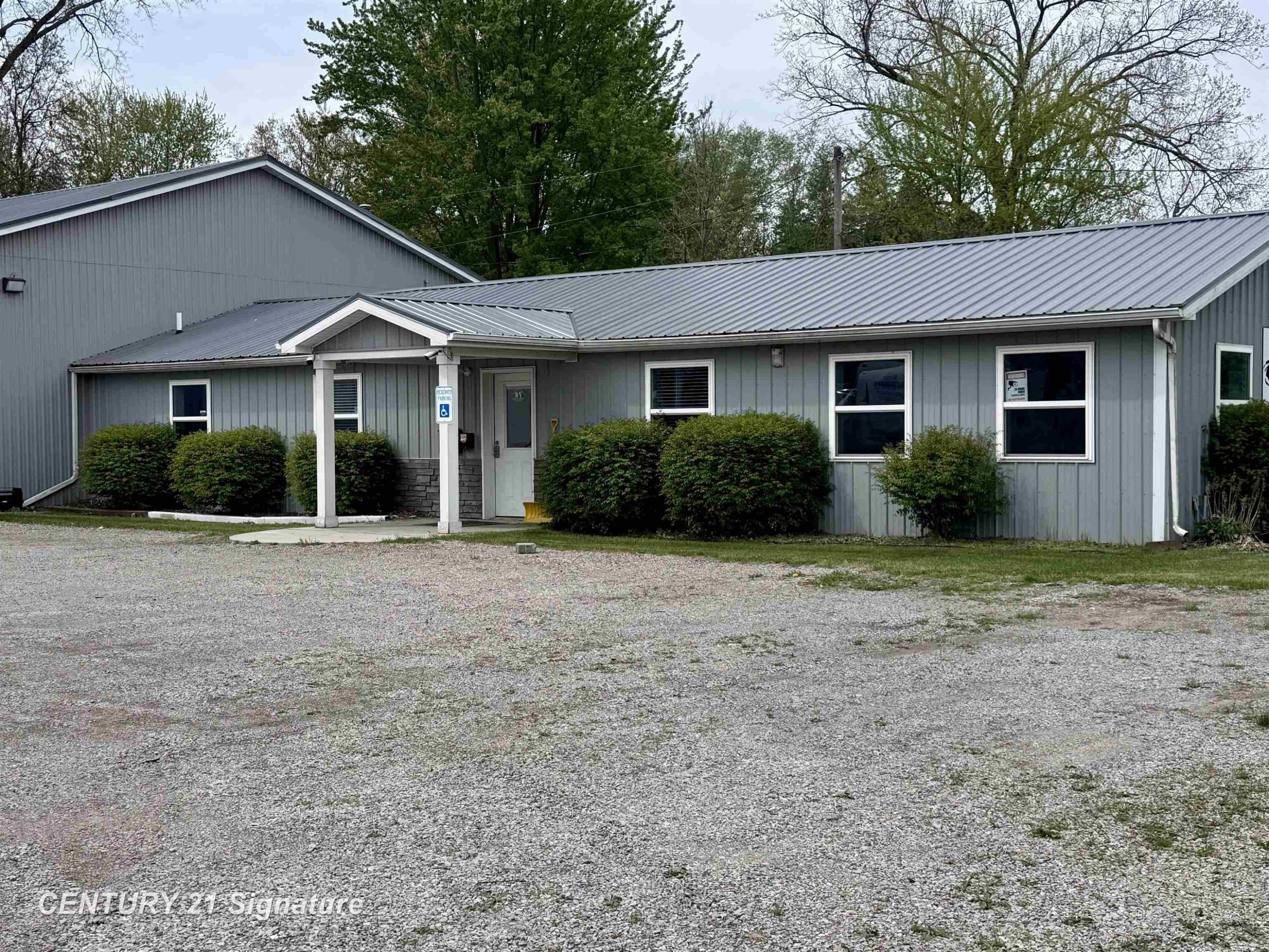 21925 Gratiot Road, Merrill, MI 48637 — Photo 2