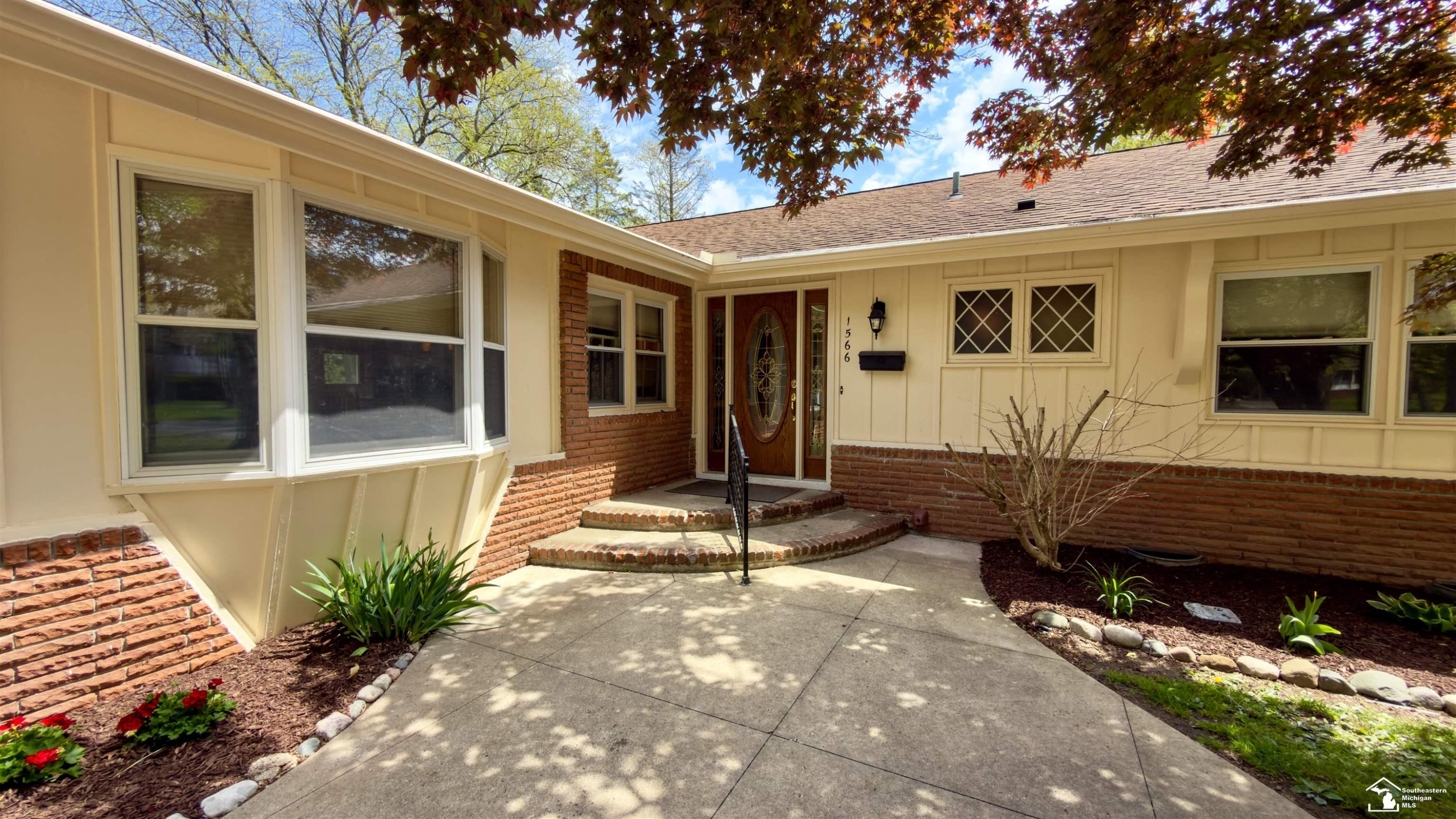 1566 Riverview Avenue, Monroe, MI 48162 — Photo 3