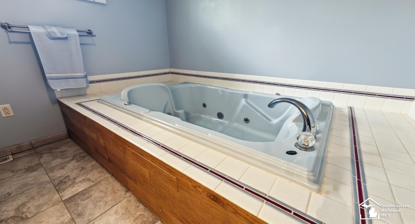 1566 Riverview Avenue, Monroe, MI 48162 — Photo 25