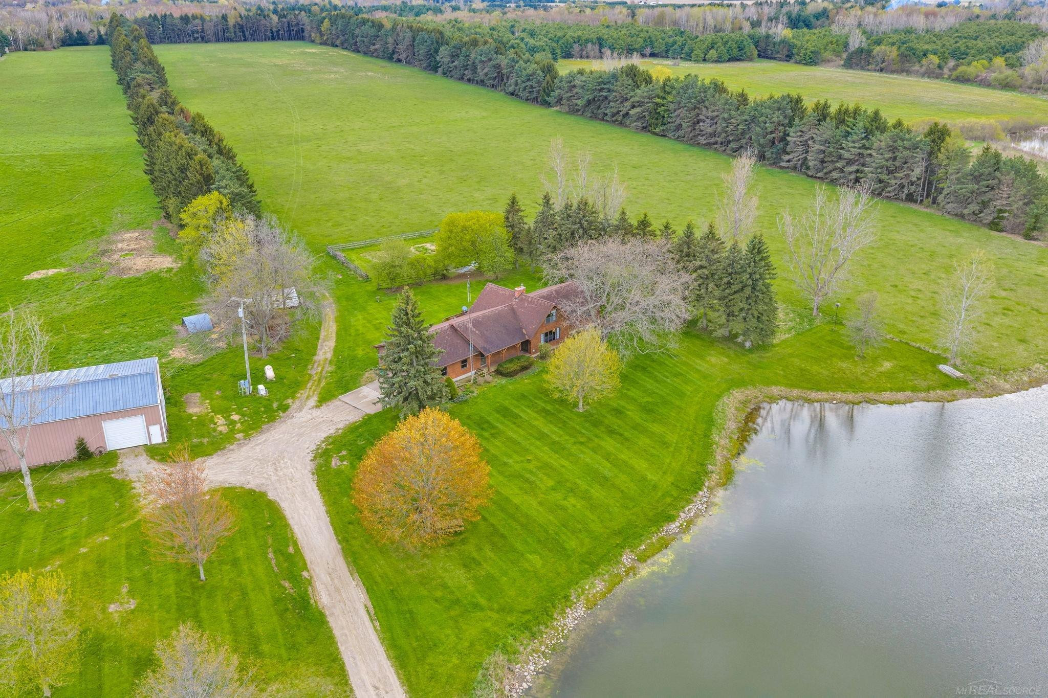 5800 Deckerville Road, Deckerville, MI 48427 — Photo 7