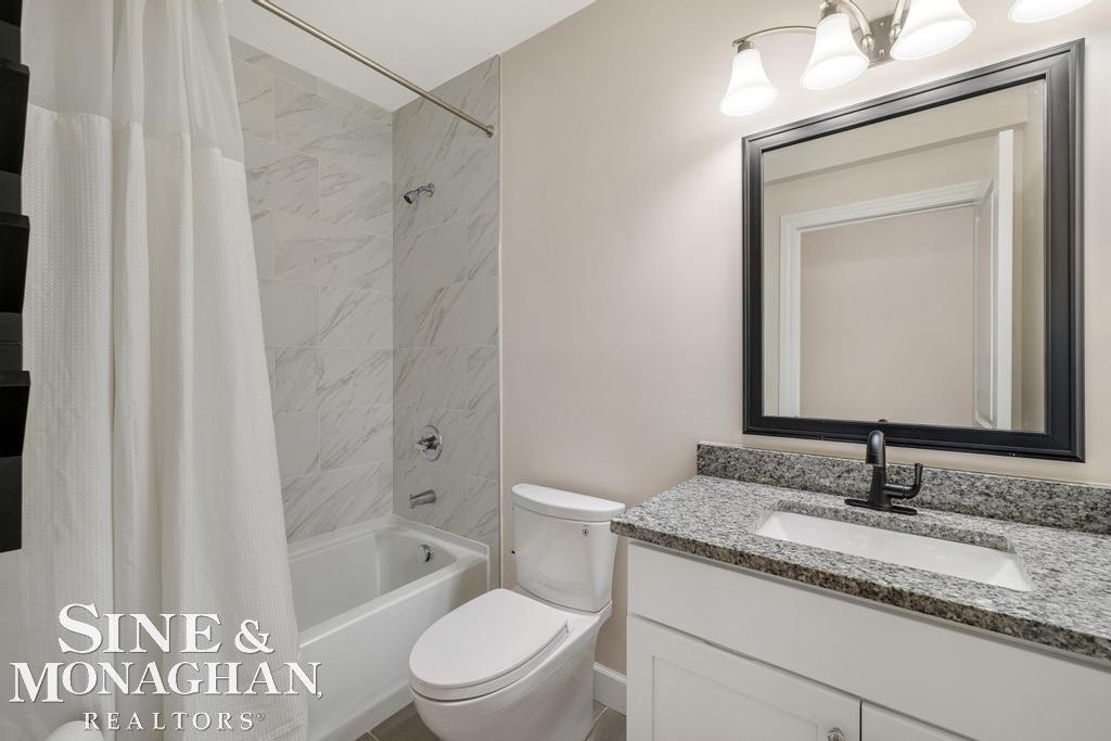 6148 Birchcrest Lane, MI 48382 — Photo 46