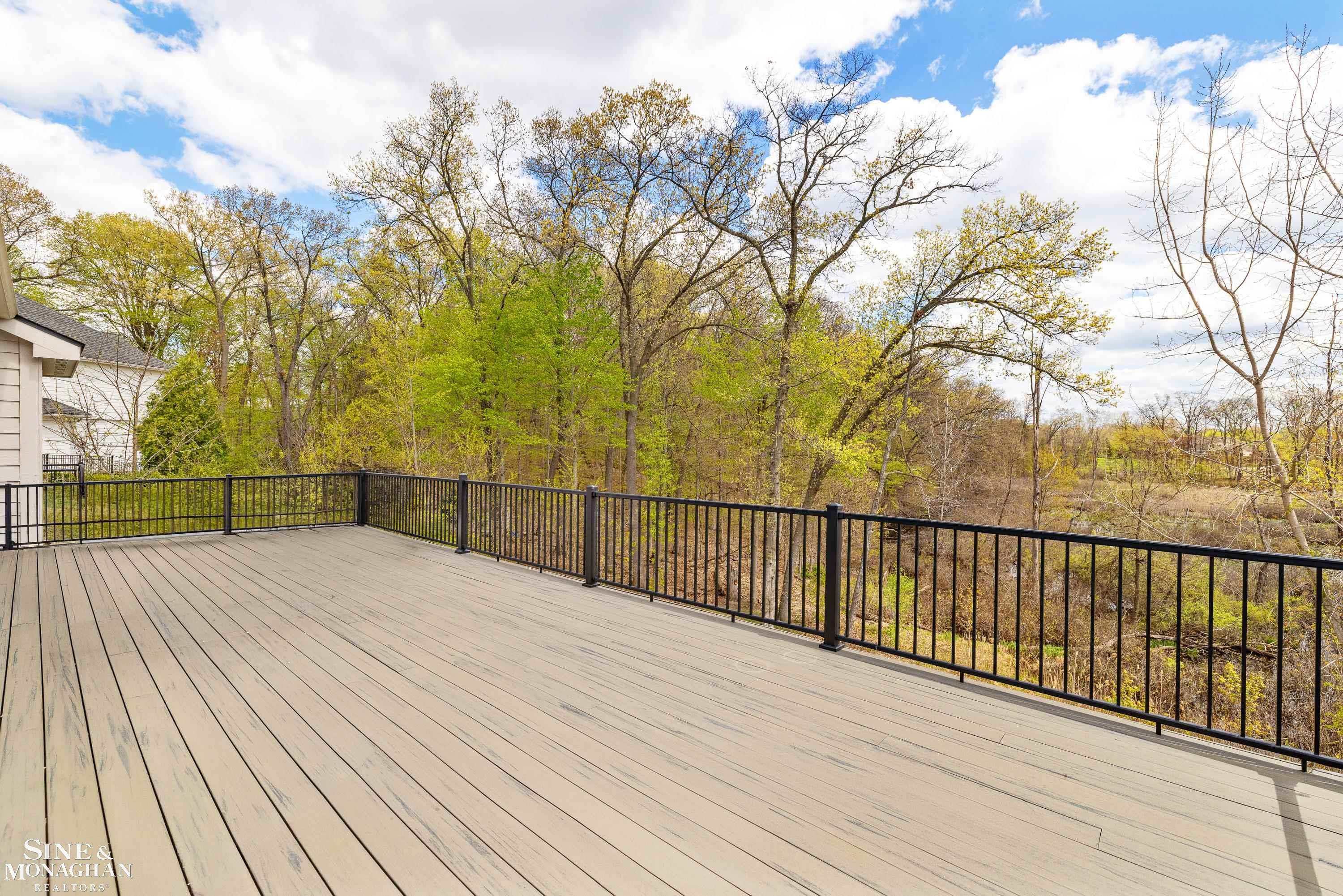 6148 Birchcrest Lane, MI 48382 — Photo 52
