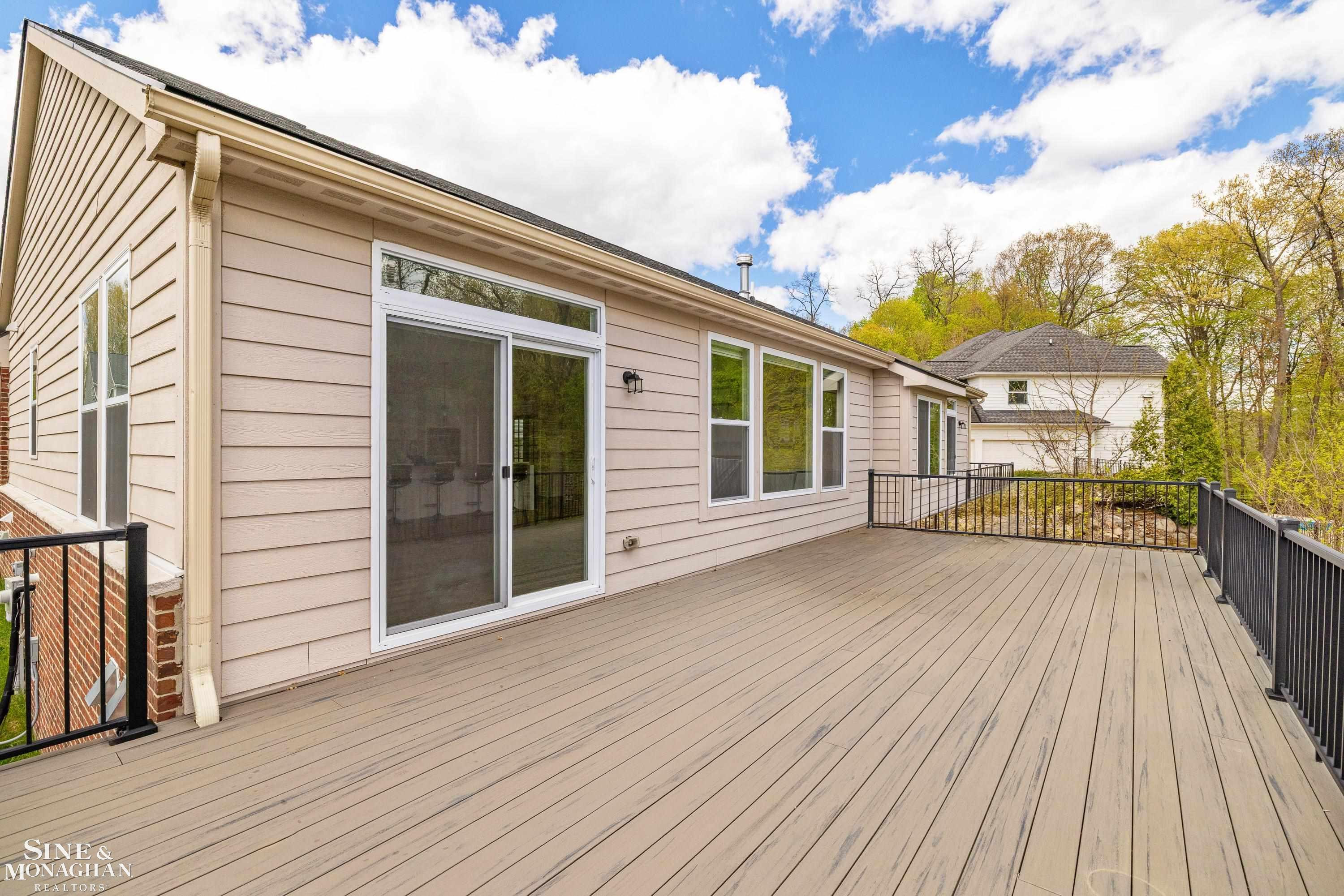 6148 Birchcrest Lane, MI 48382 — Photo 53
