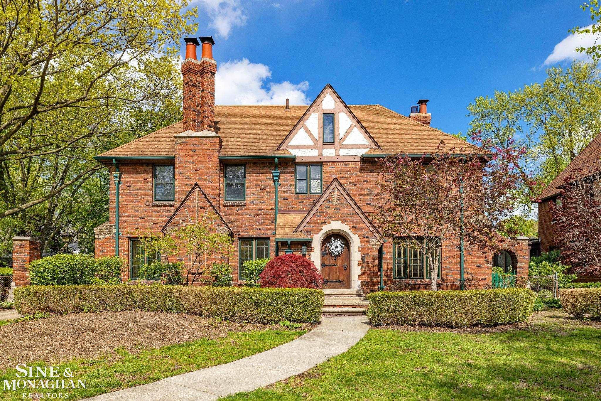 1350 Buckingham Road, Grosse Pointe Park, MI 48230 — front exterior
