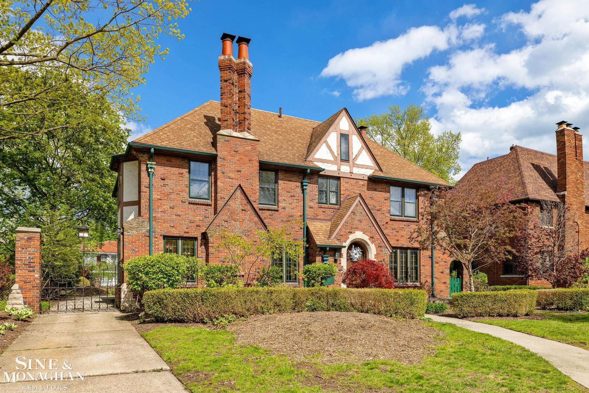 1350 Buckingham Road, Grosse Pointe Park, MI 48230 — Photo 2