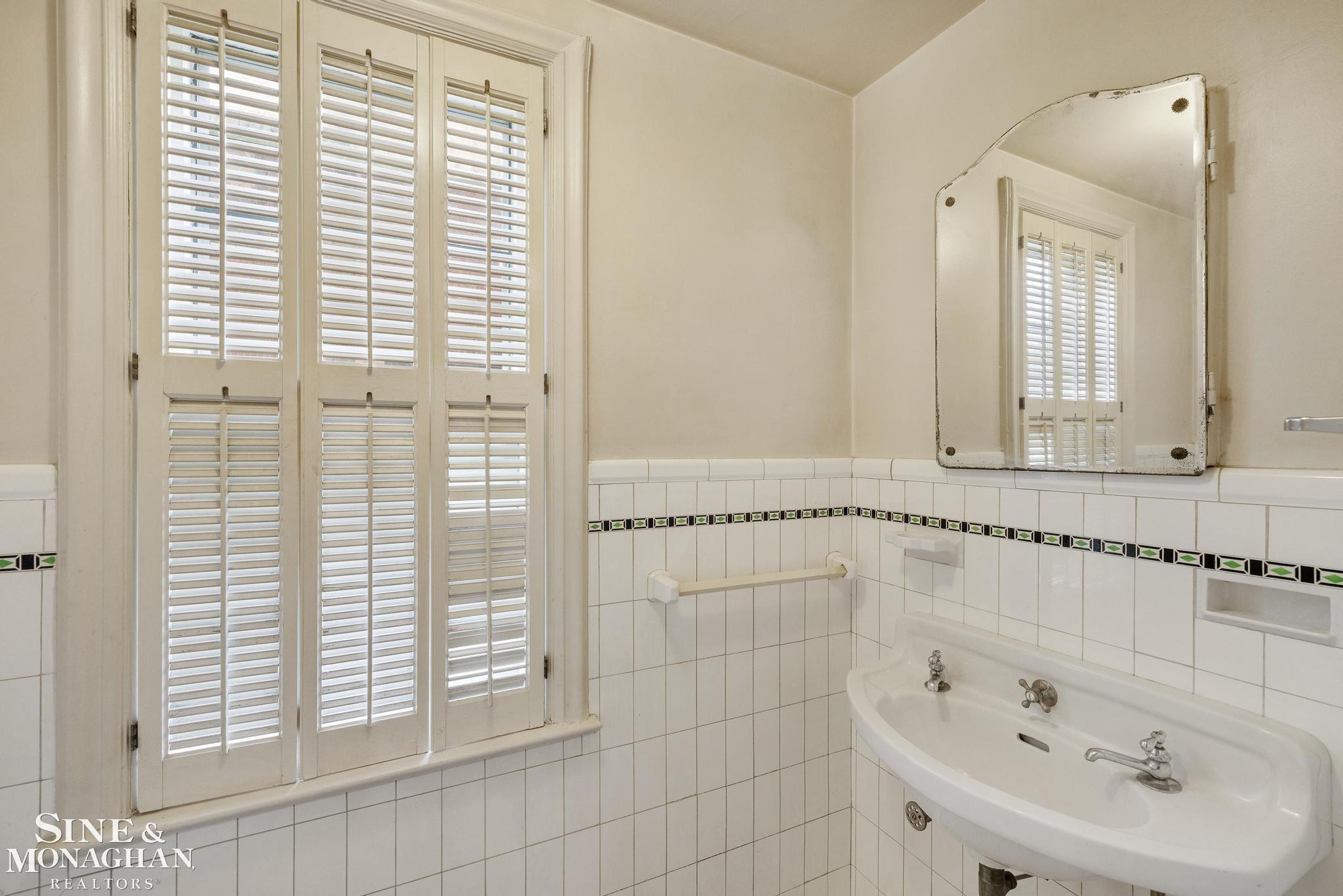 1350 Buckingham Road, Grosse Pointe Park, MI 48230 — Photo 24