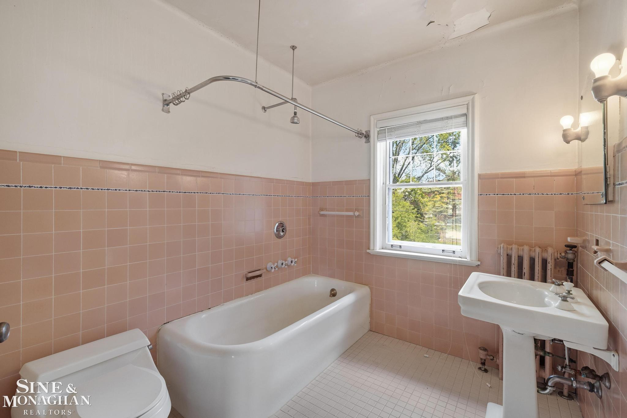 1350 Buckingham Road, Grosse Pointe Park, MI 48230 — Photo 35